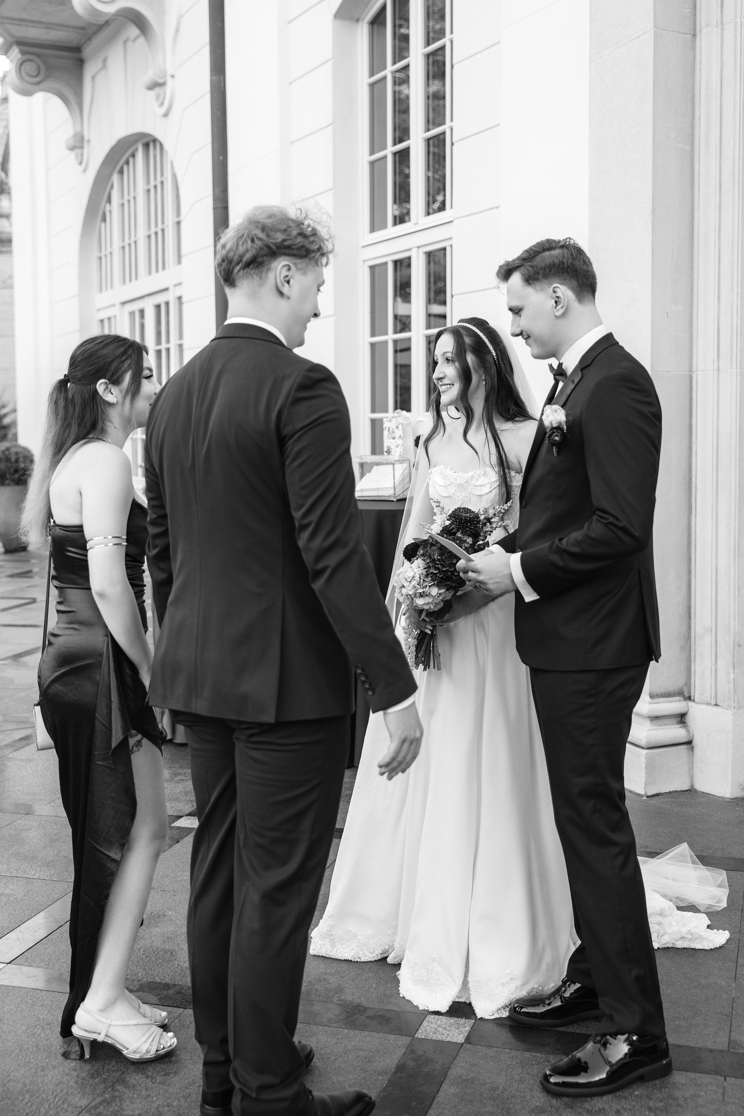 Beige & Maciek. Wedding and family photographer in Krakow Yana Klymova