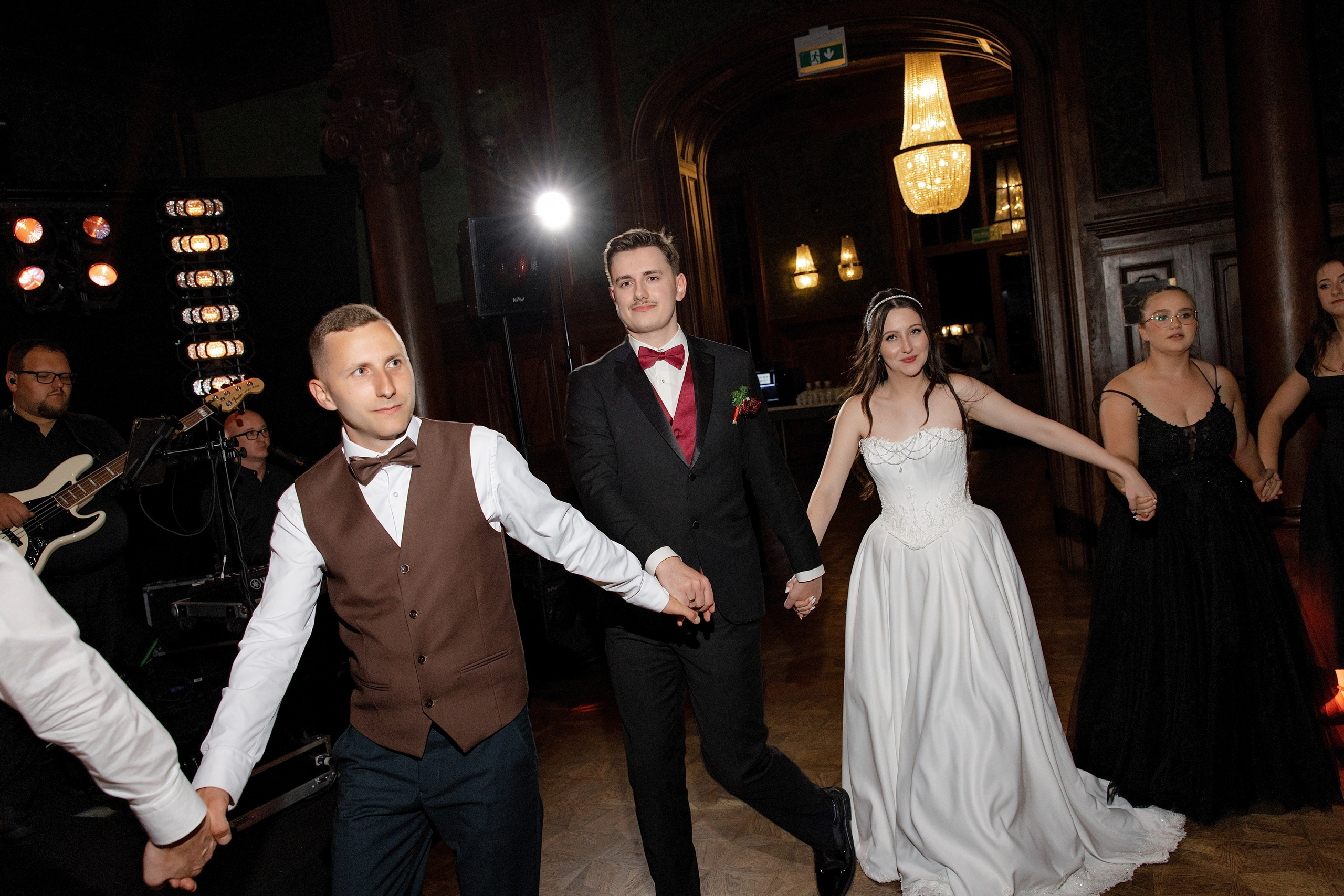 Beige & Maciek. Wedding and family photographer in Krakow Yana Klymova