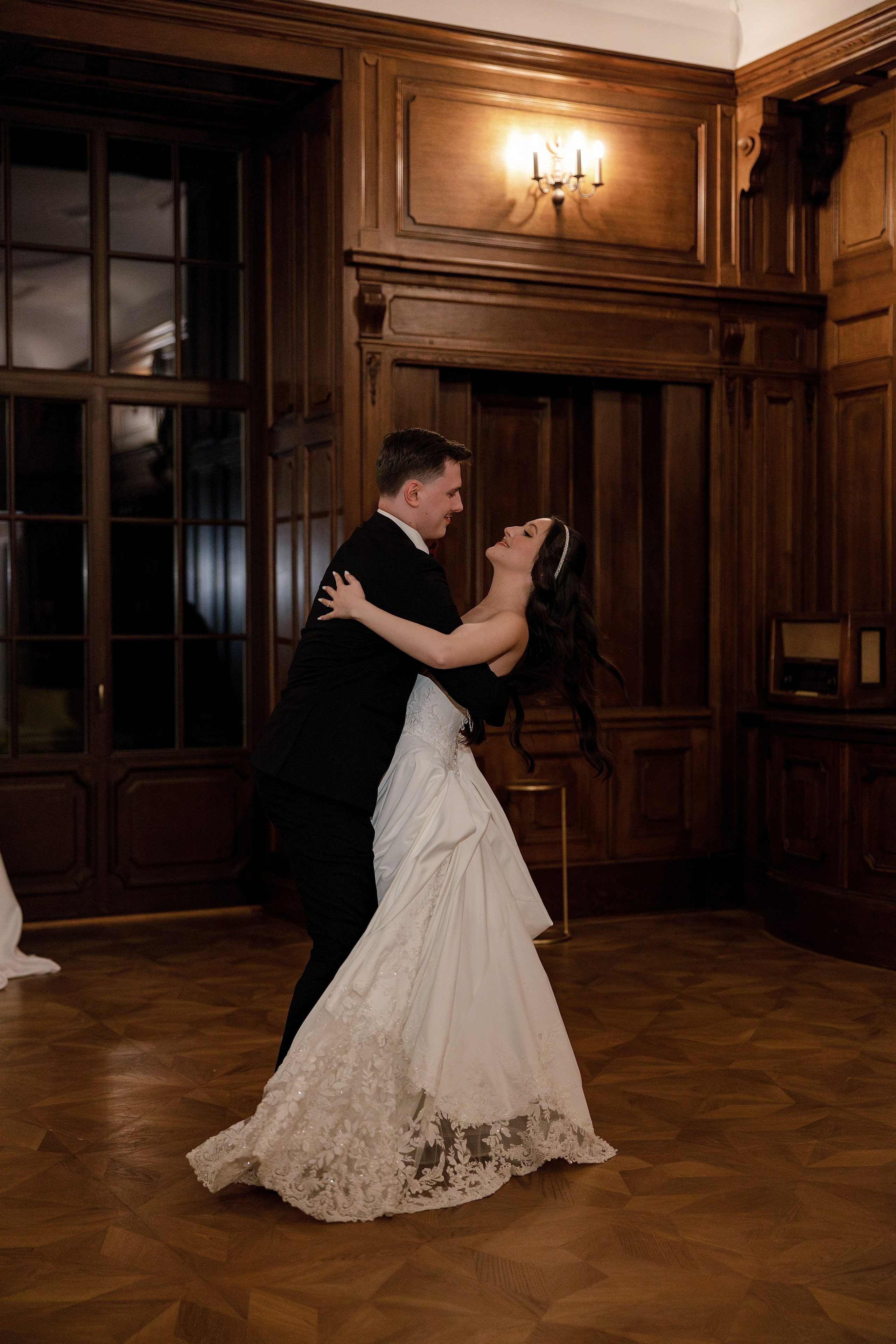 Beige & Maciek. Wedding and family photographer in Krakow Yana Klymova