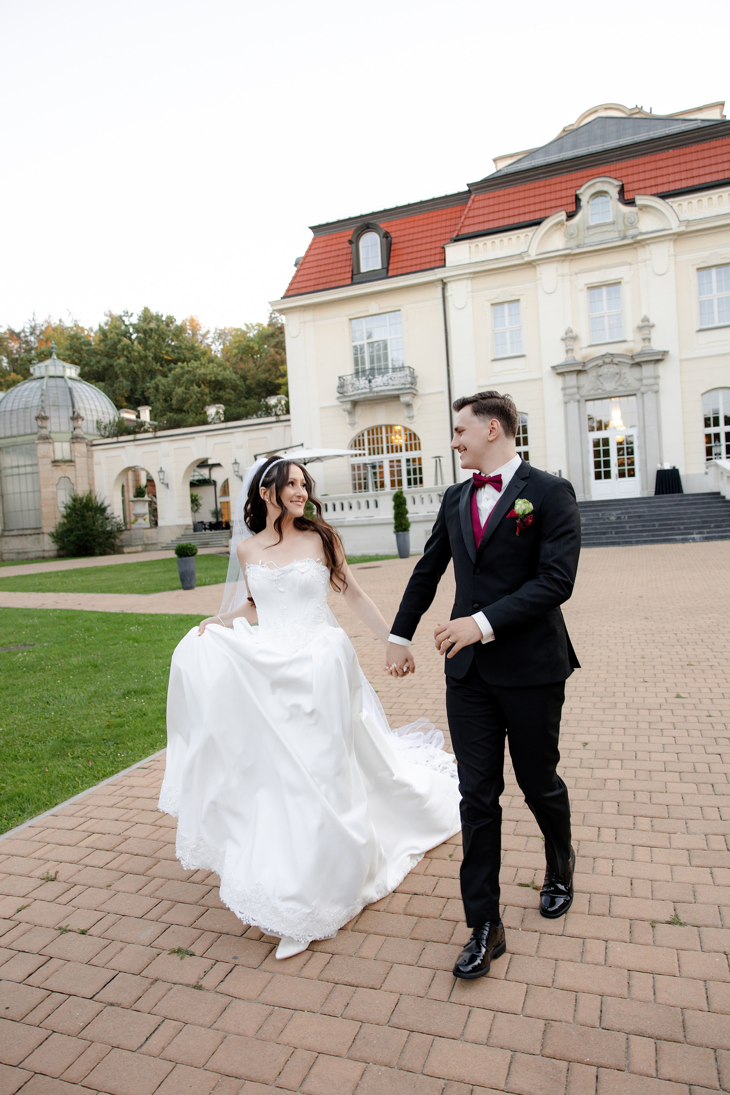 Beige & Maciek. Wedding and family photographer in Krakow Yana Klymova