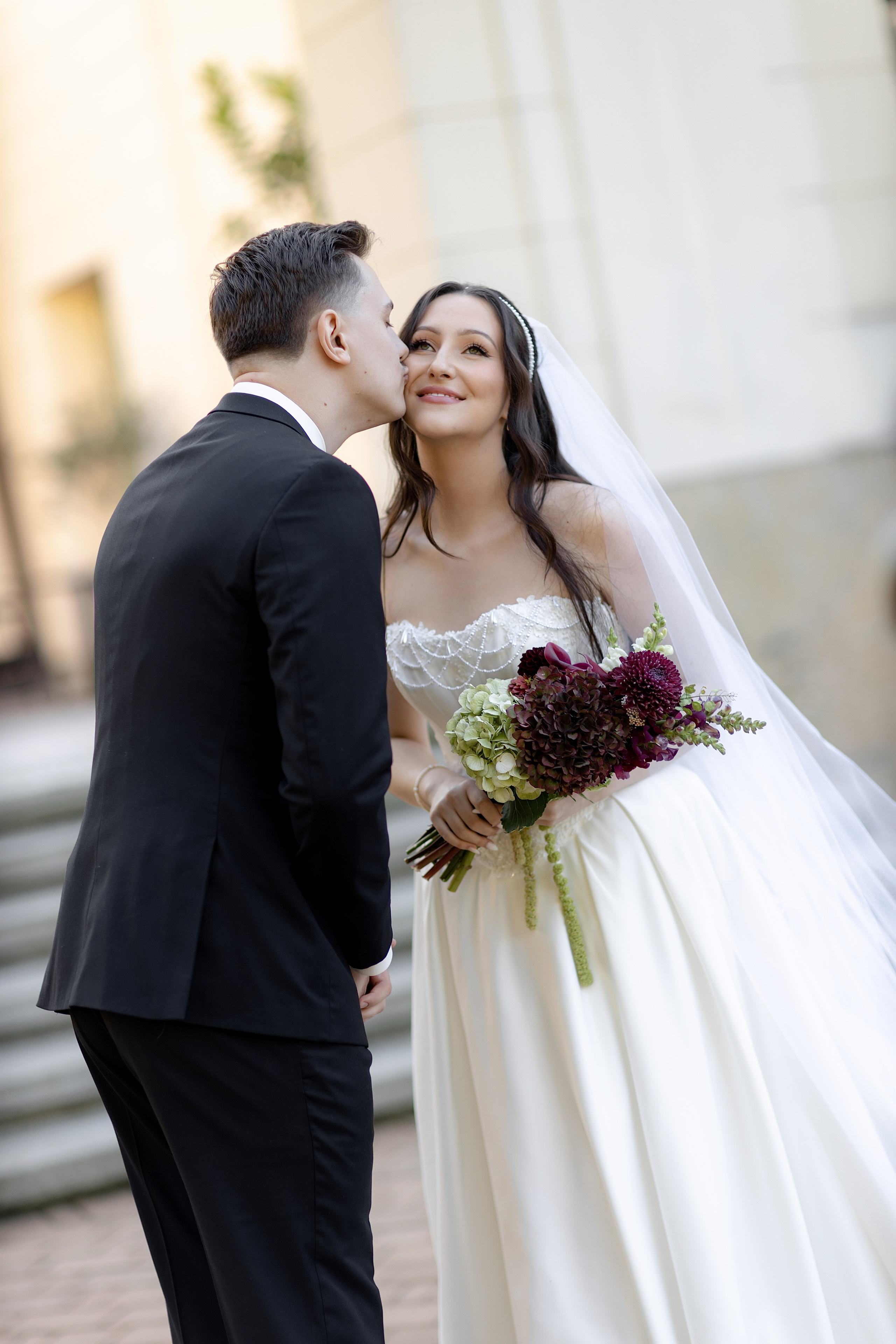Beige & Maciek. Wedding and family photographer in Krakow Yana Klymova