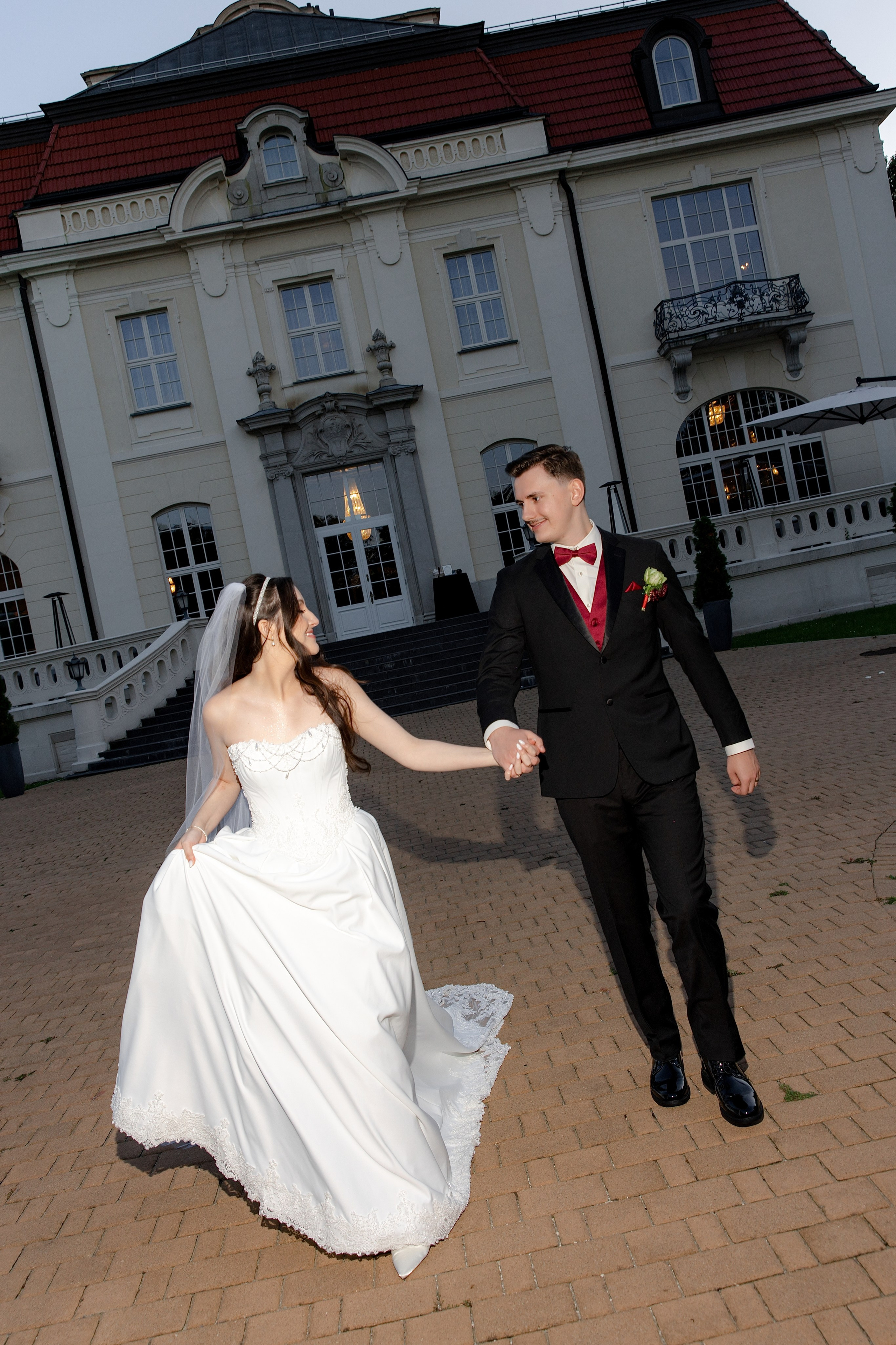 Beige & Maciek. Wedding and family photographer in Krakow Yana Klymova
