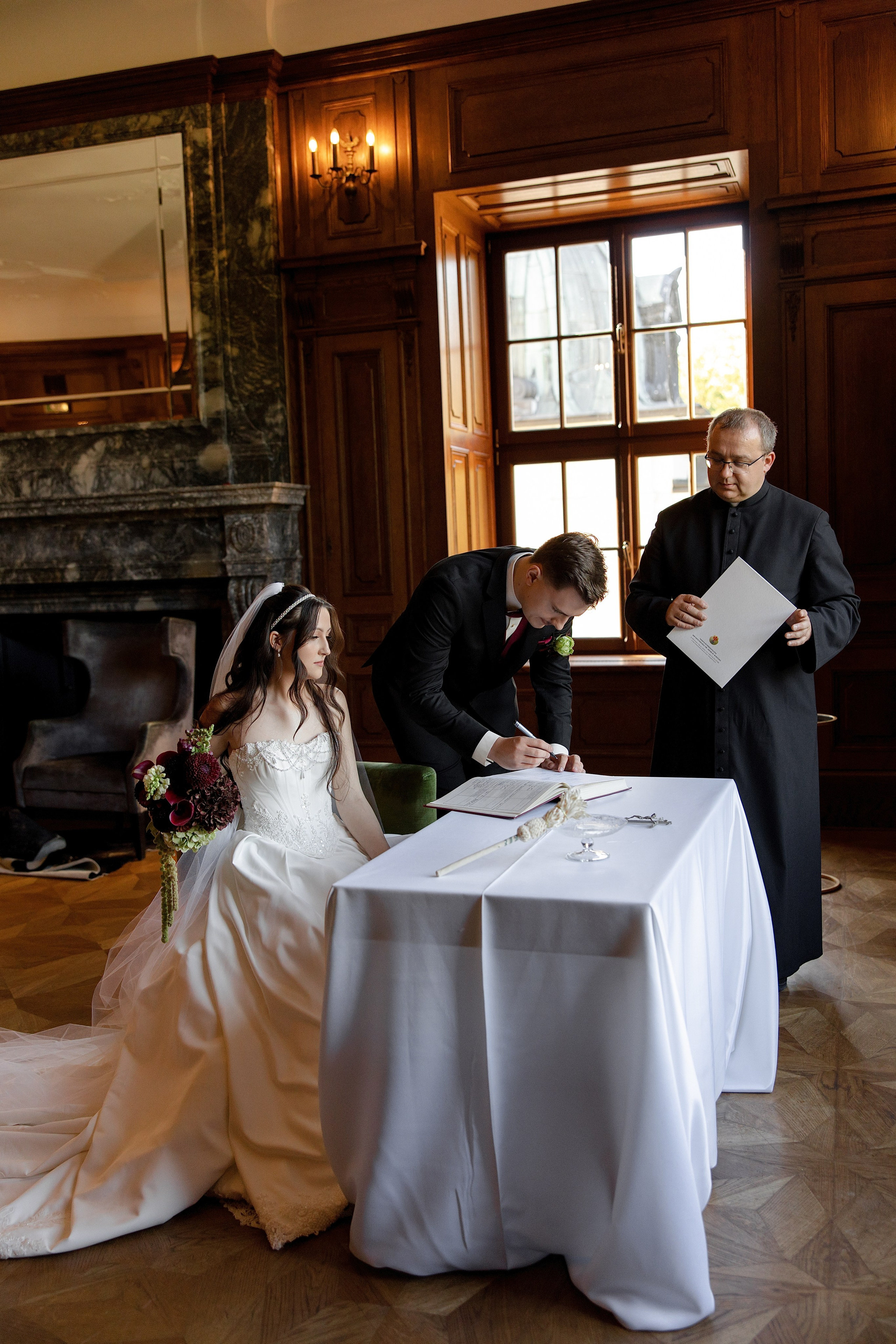 Beige & Maciek. Wedding and family photographer in Krakow Yana Klymova