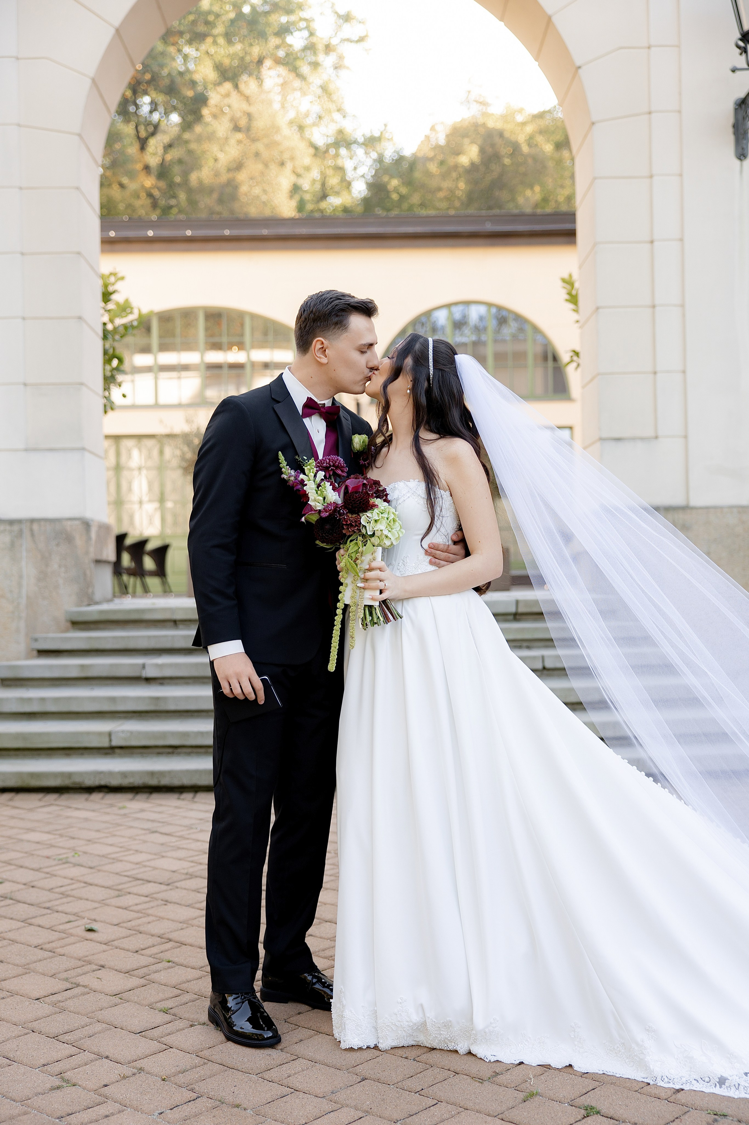 Beige & Maciek. Wedding and family photographer in Krakow Yana Klymova