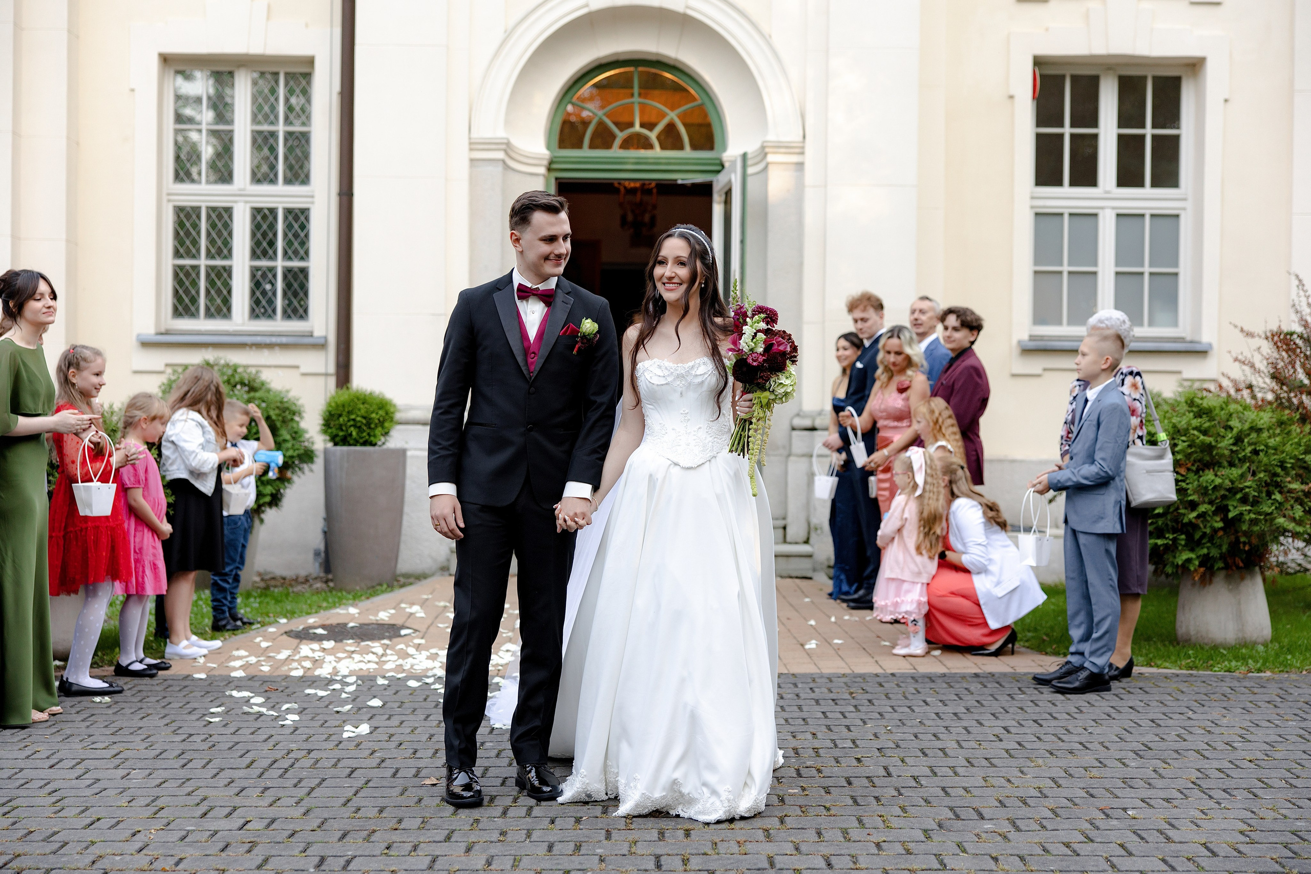 Beige & Maciek. Wedding and family photographer in Krakow Yana Klymova