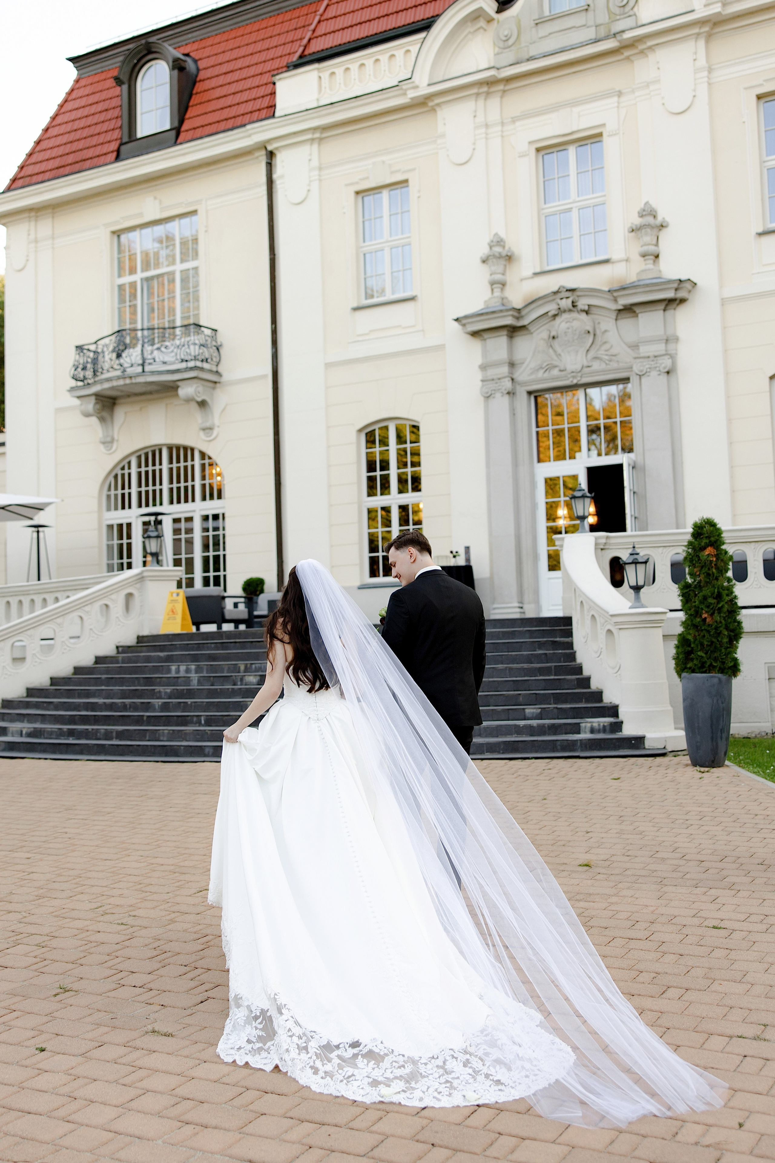 Beige & Maciek. Wedding and family photographer in Krakow Yana Klymova