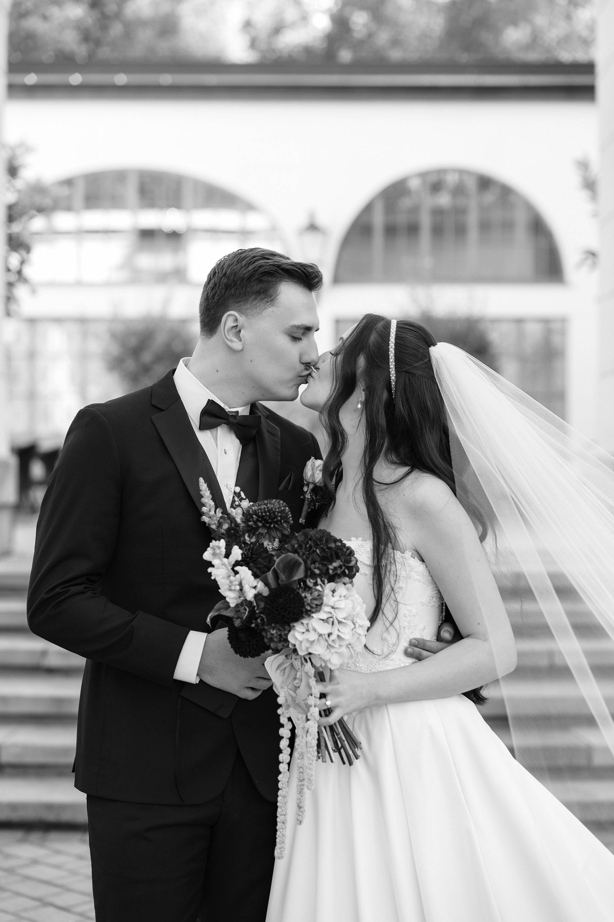 Beige & Maciek. Wedding and family photographer in Krakow Yana Klymova