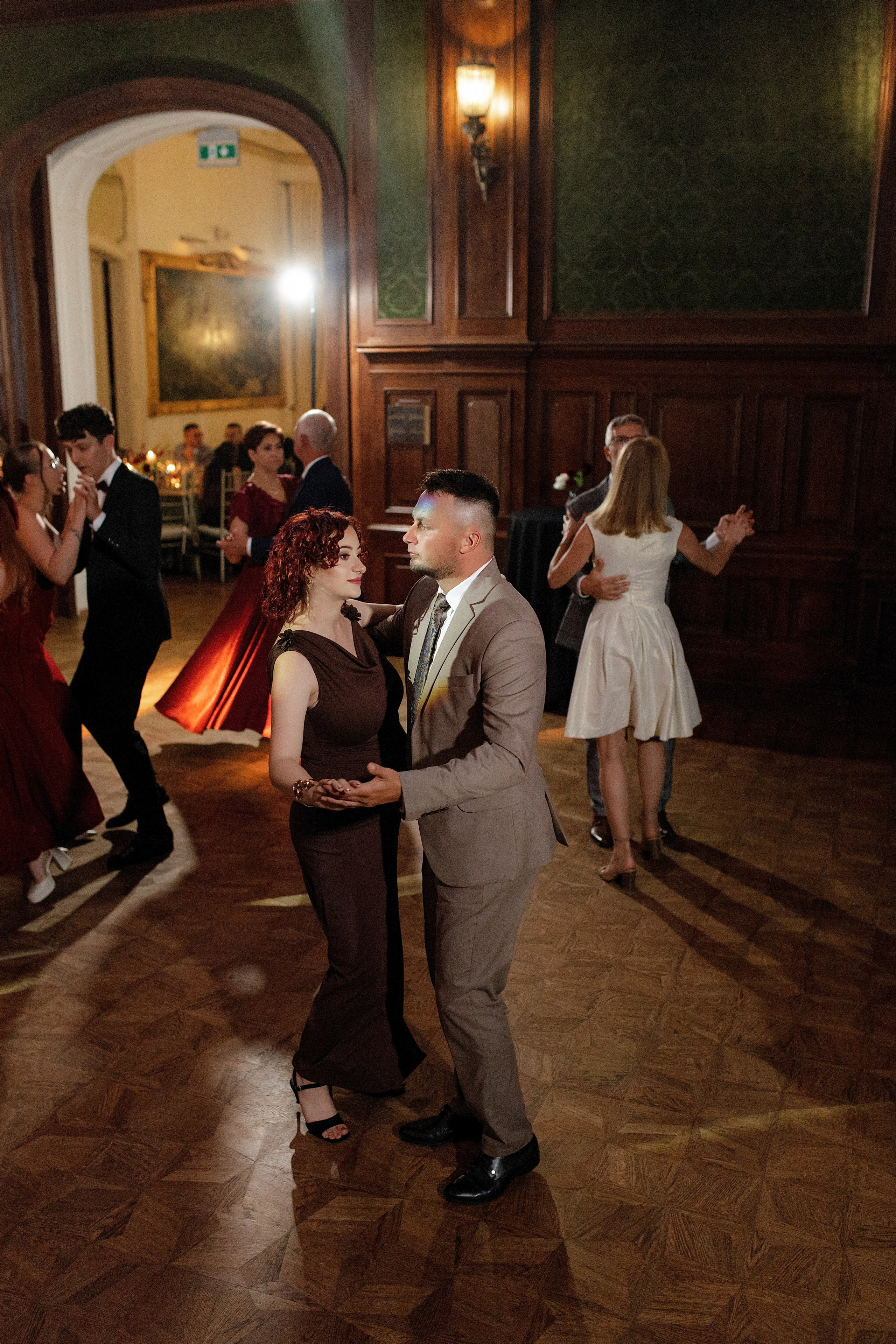Beige & Maciek. Wedding and family photographer in Krakow Yana Klymova