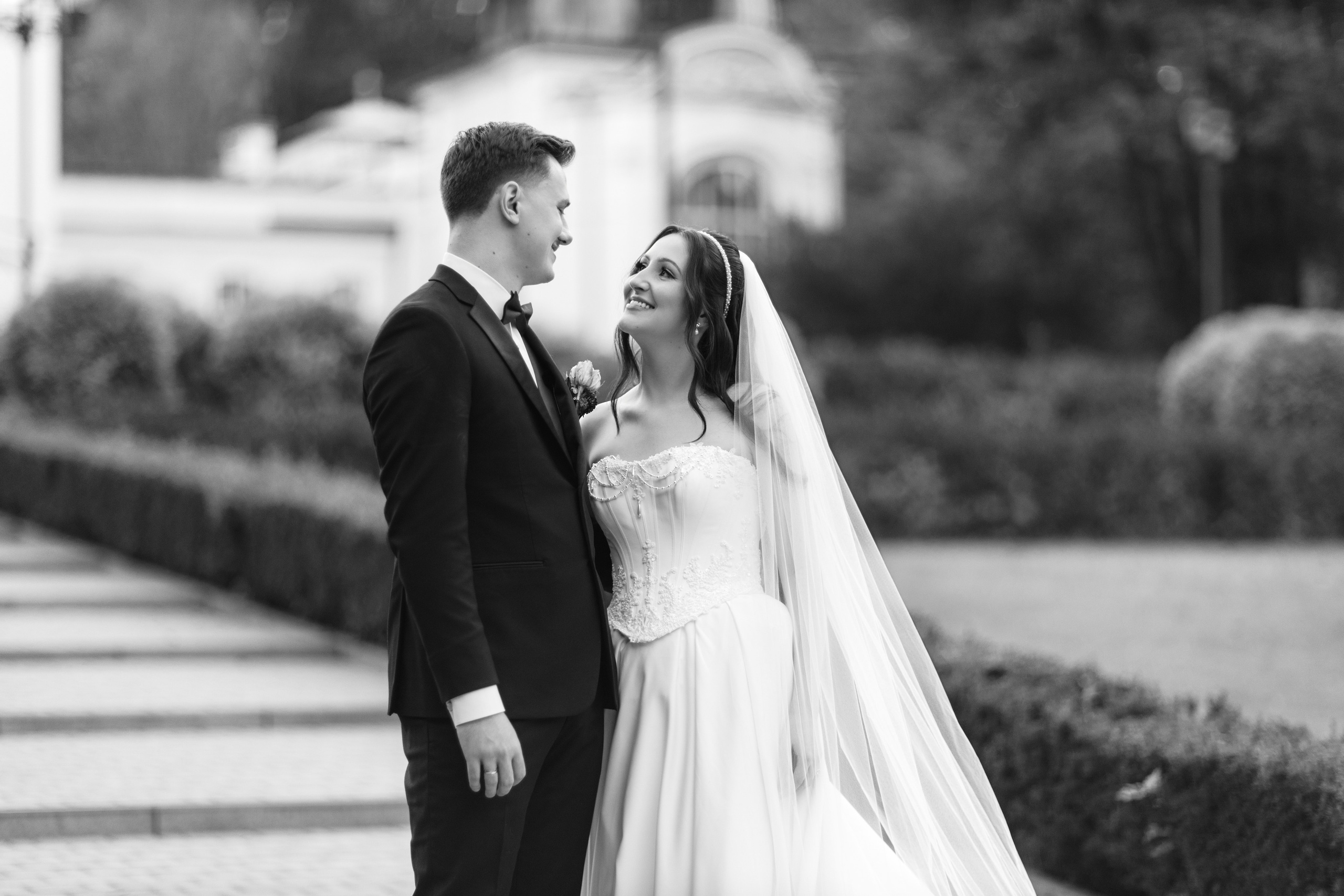 Beige & Maciek. Wedding and family photographer in Krakow Yana Klymova