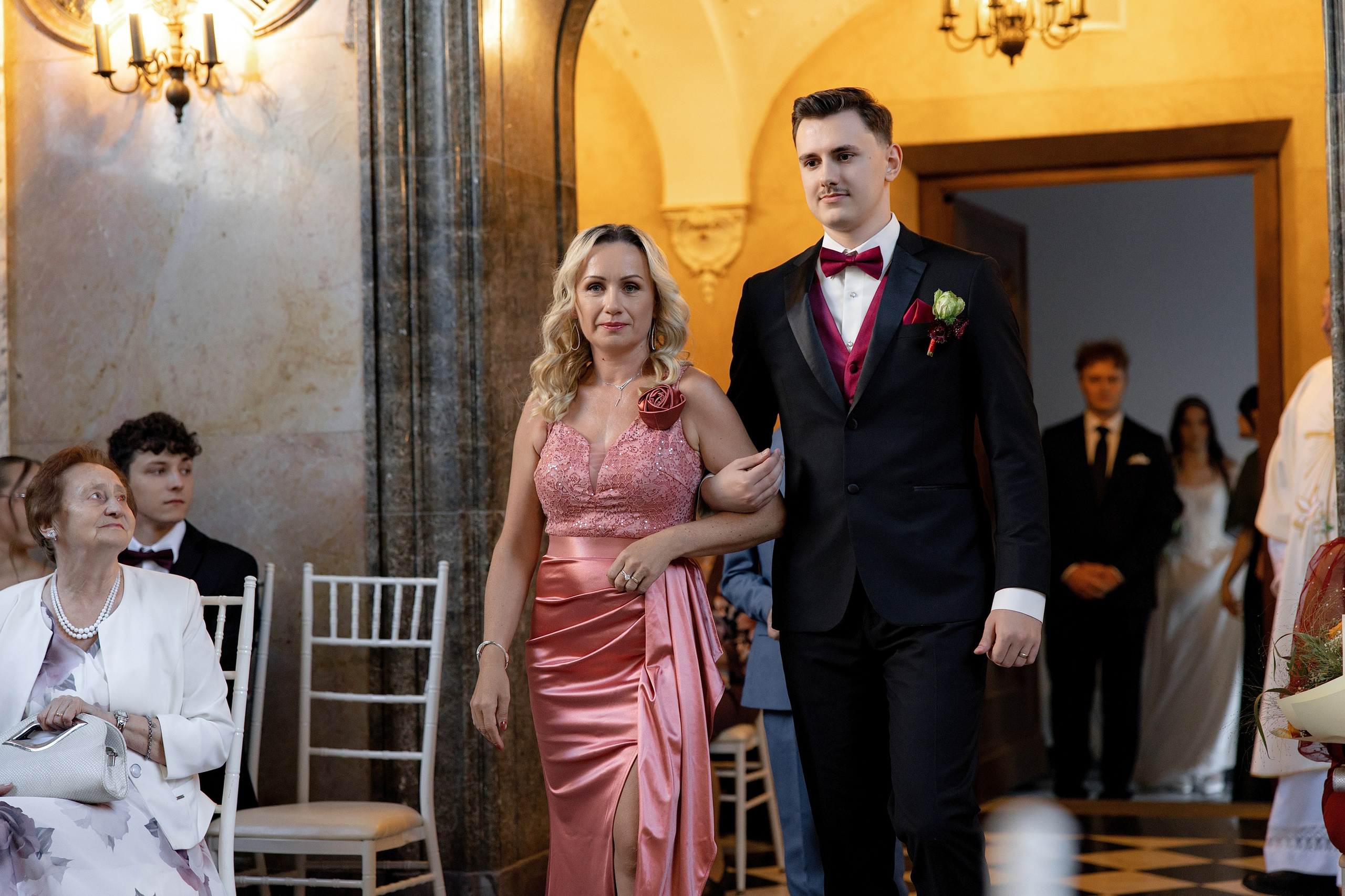 Beige & Maciek. Wedding and family photographer in Krakow Yana Klymova