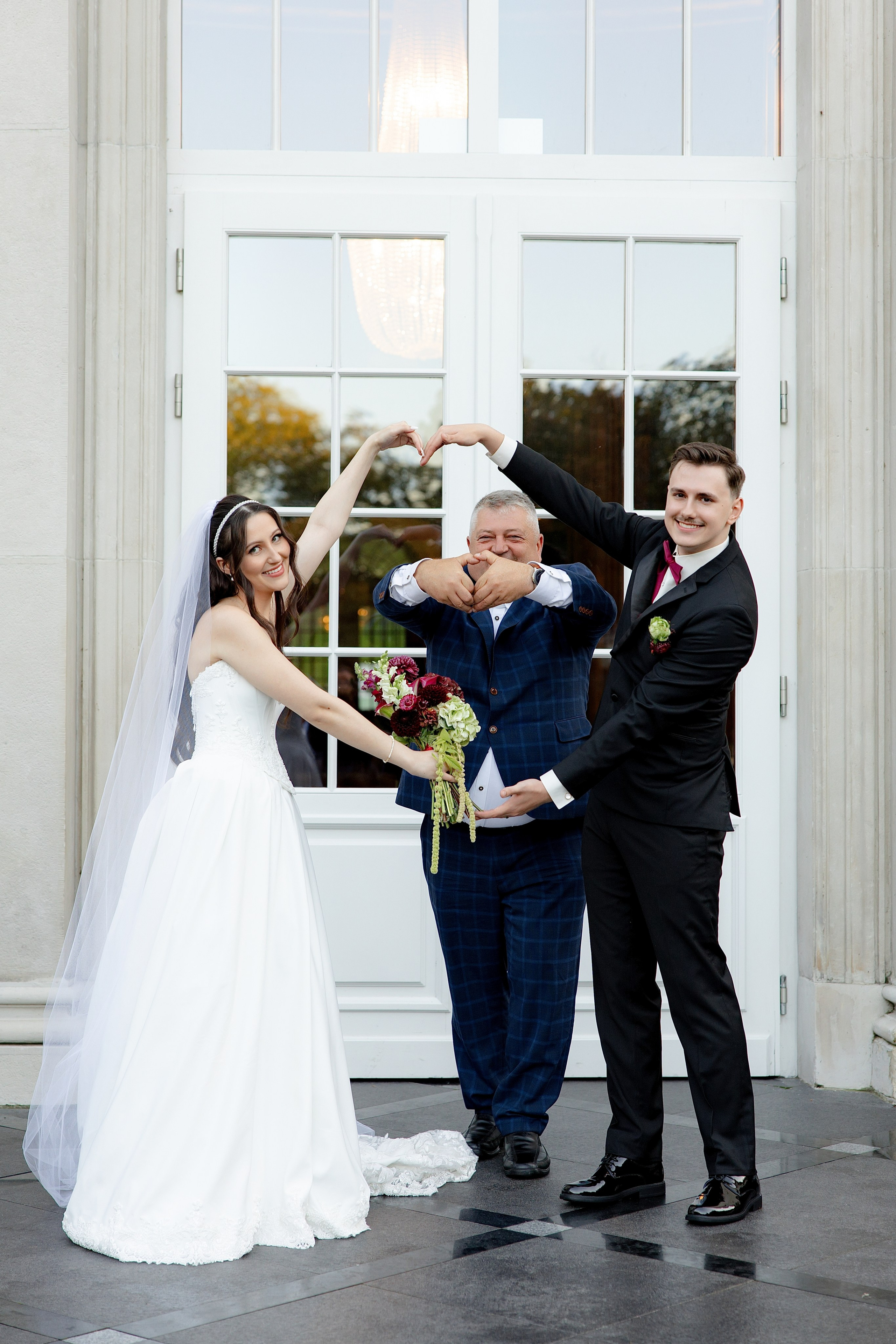 Beige & Maciek. Wedding and family photographer in Krakow Yana Klymova