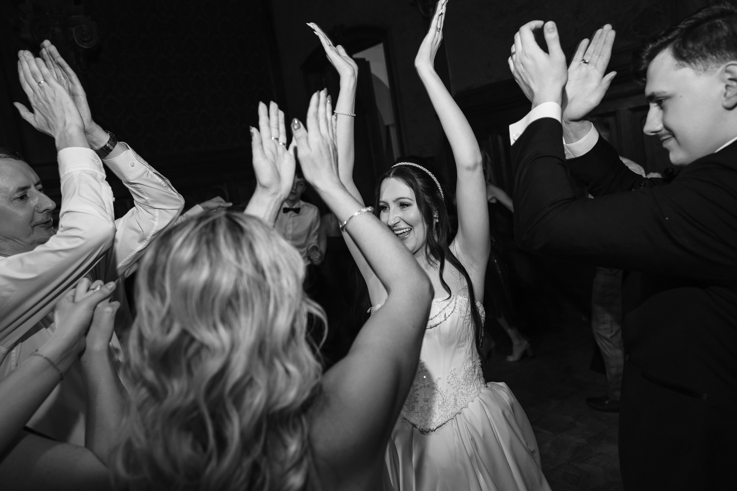 Beige & Maciek. Wedding and family photographer in Krakow Yana Klymova