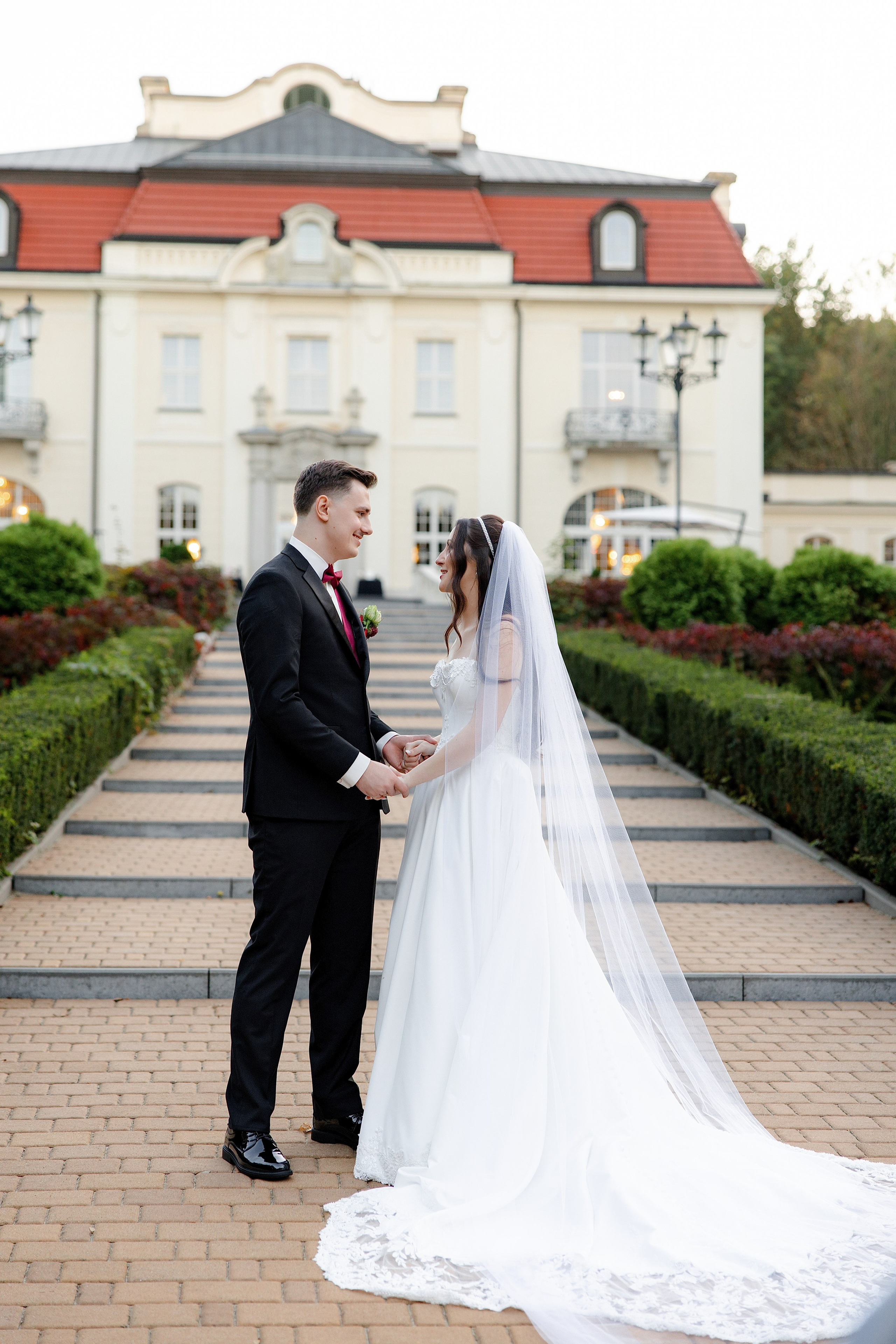 Beige & Maciek. Wedding and family photographer in Krakow Yana Klymova