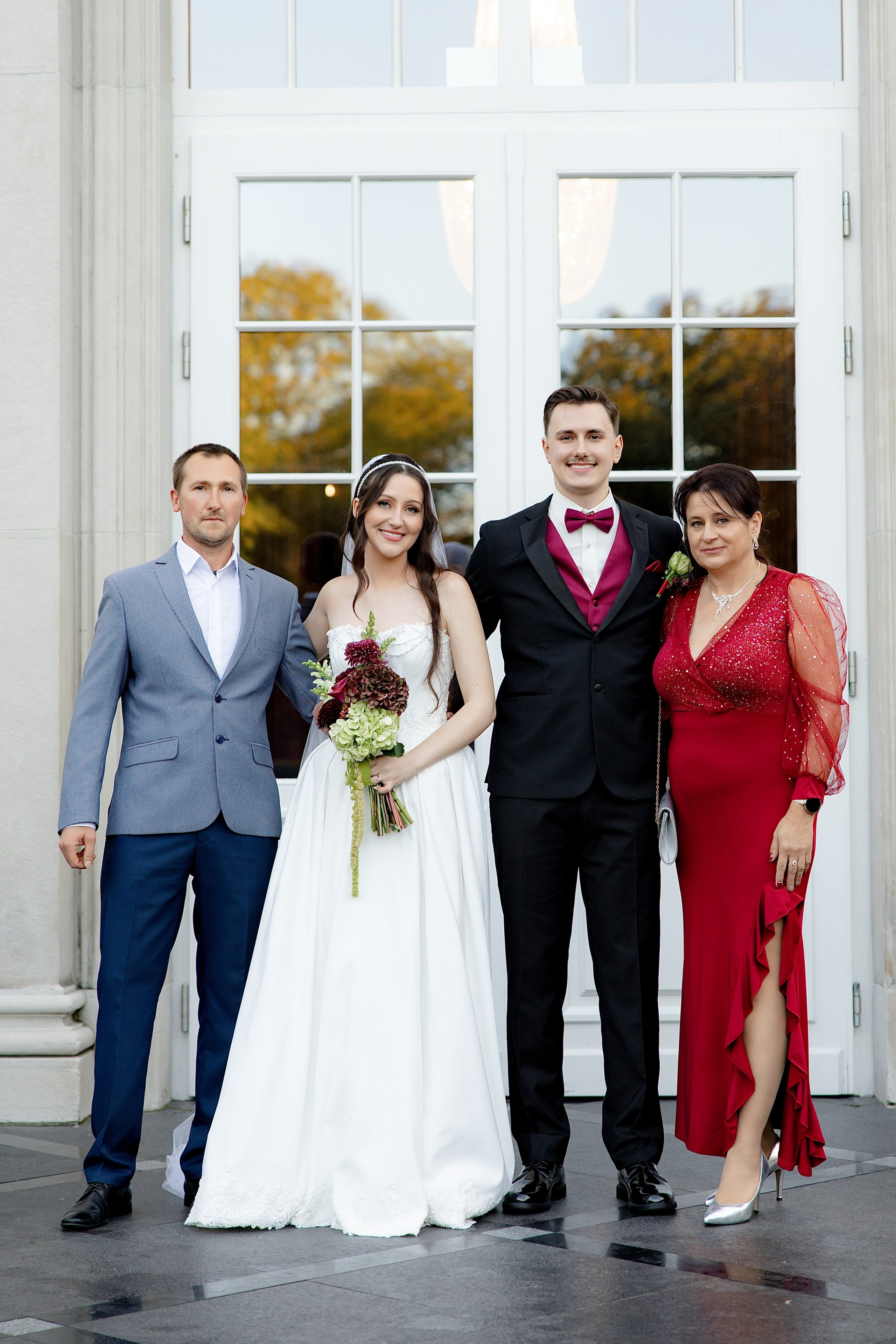 Beige & Maciek. Wedding and family photographer in Krakow Yana Klymova