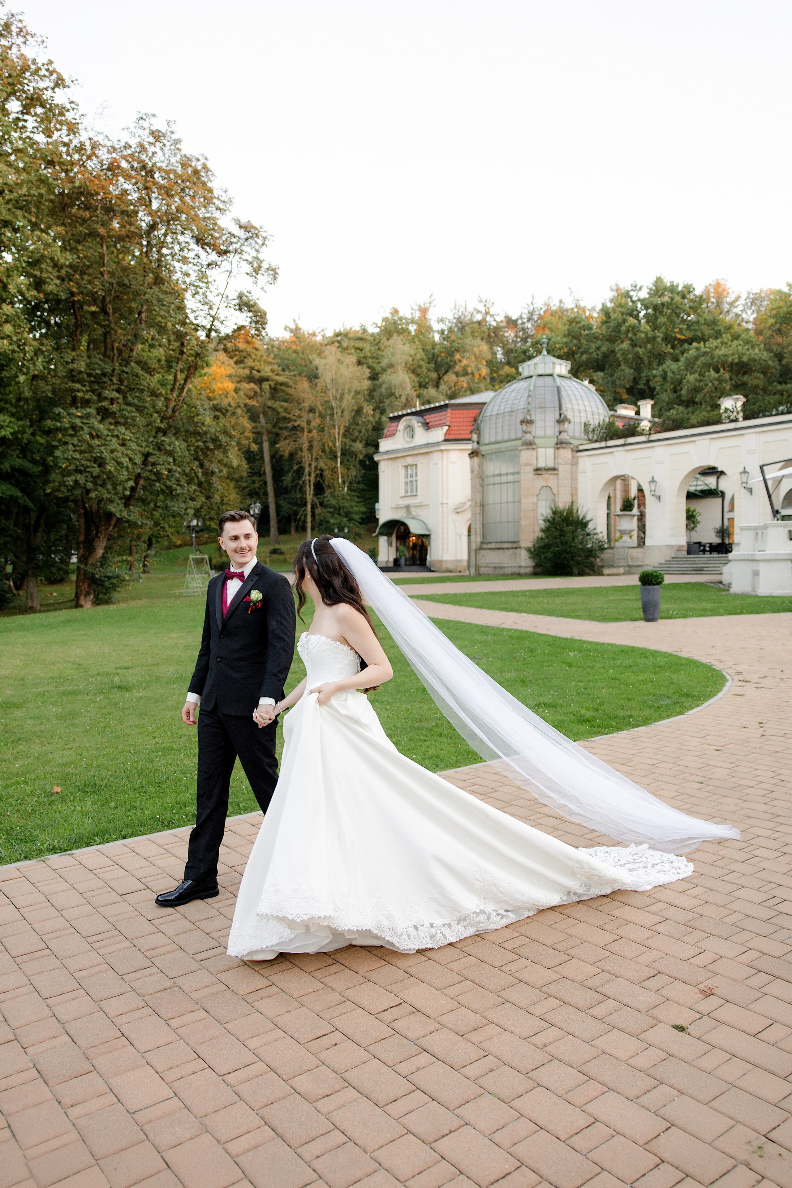 Beige & Maciek. Wedding and family photographer in Krakow Yana Klymova
