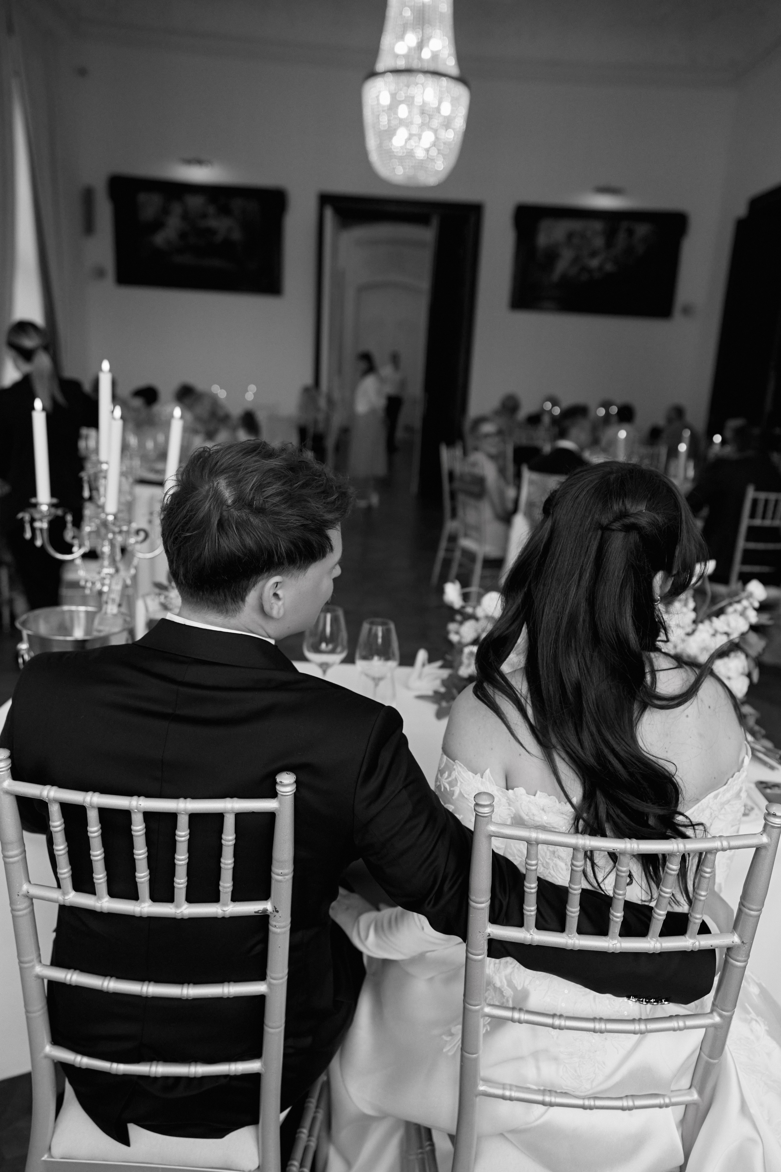 Wiktoria & Kacper. Pałac Goetz. Fotograf ślubny i rodzinny w Krakowie Yana Klymova