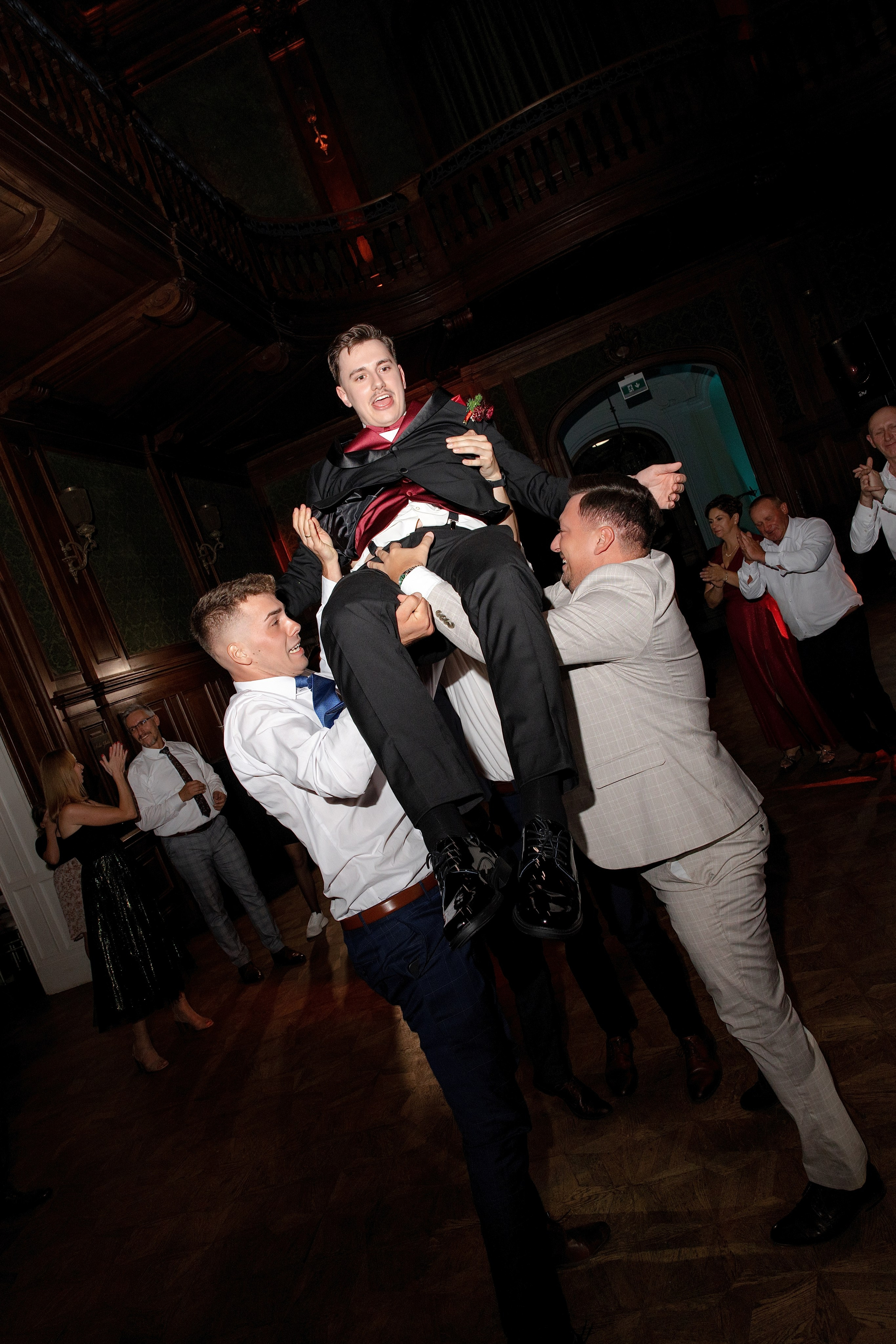Beige & Maciek. Wedding and family photographer in Krakow Yana Klymova