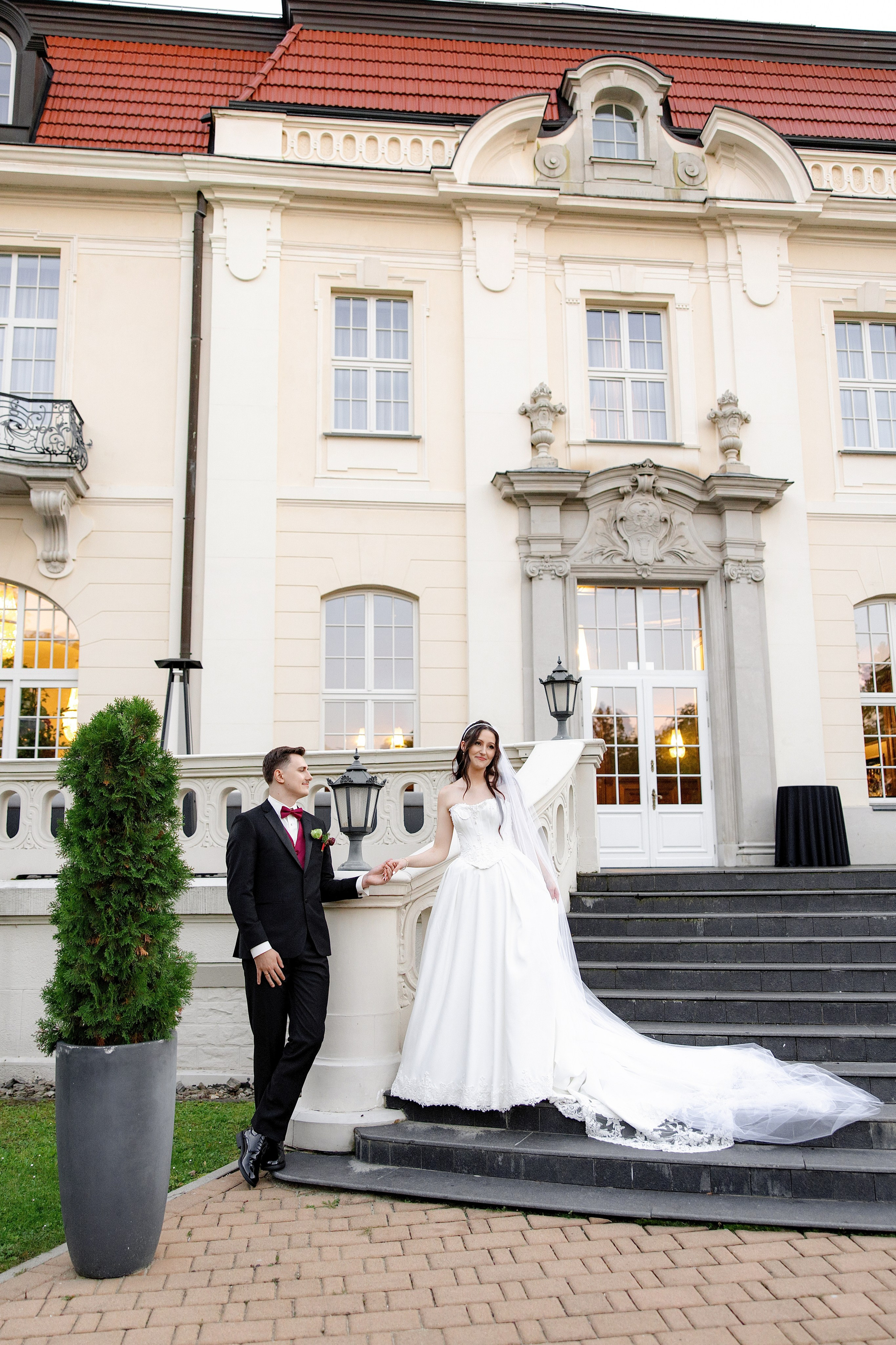 Beige & Maciek. Wedding and family photographer in Krakow Yana Klymova