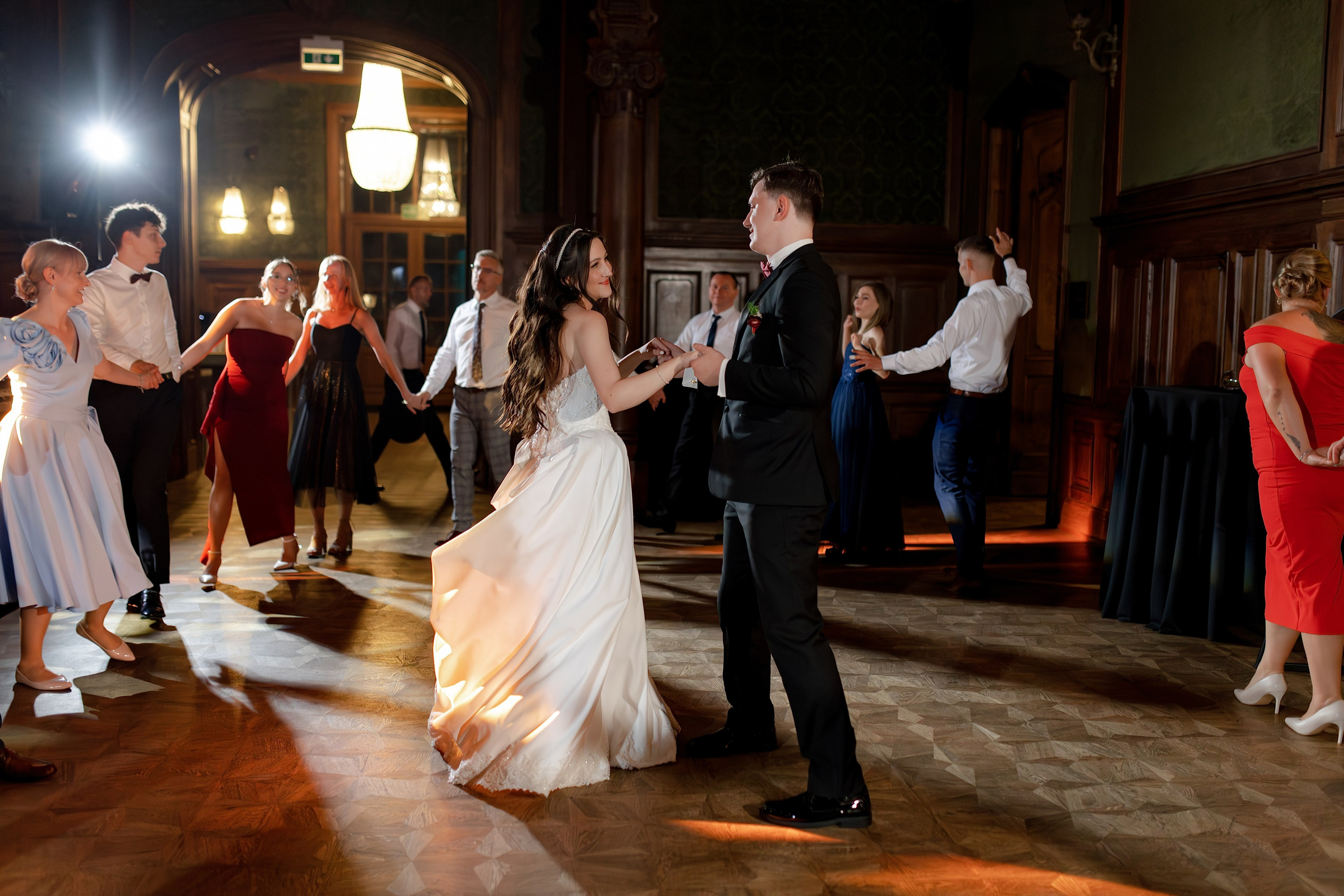 Beige & Maciek. Wedding and family photographer in Krakow Yana Klymova
