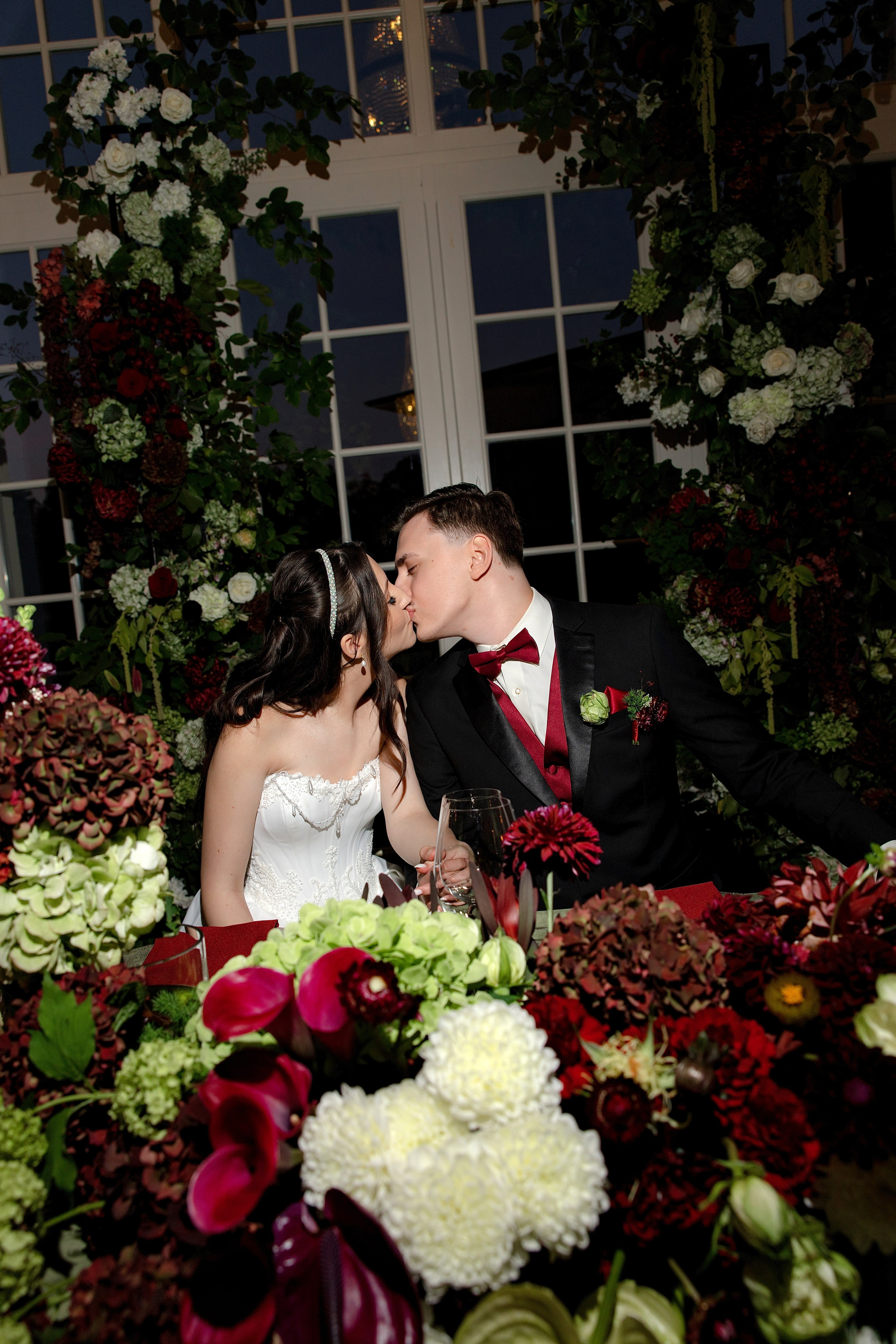 Beige & Maciek. Wedding and family photographer in Krakow Yana Klymova