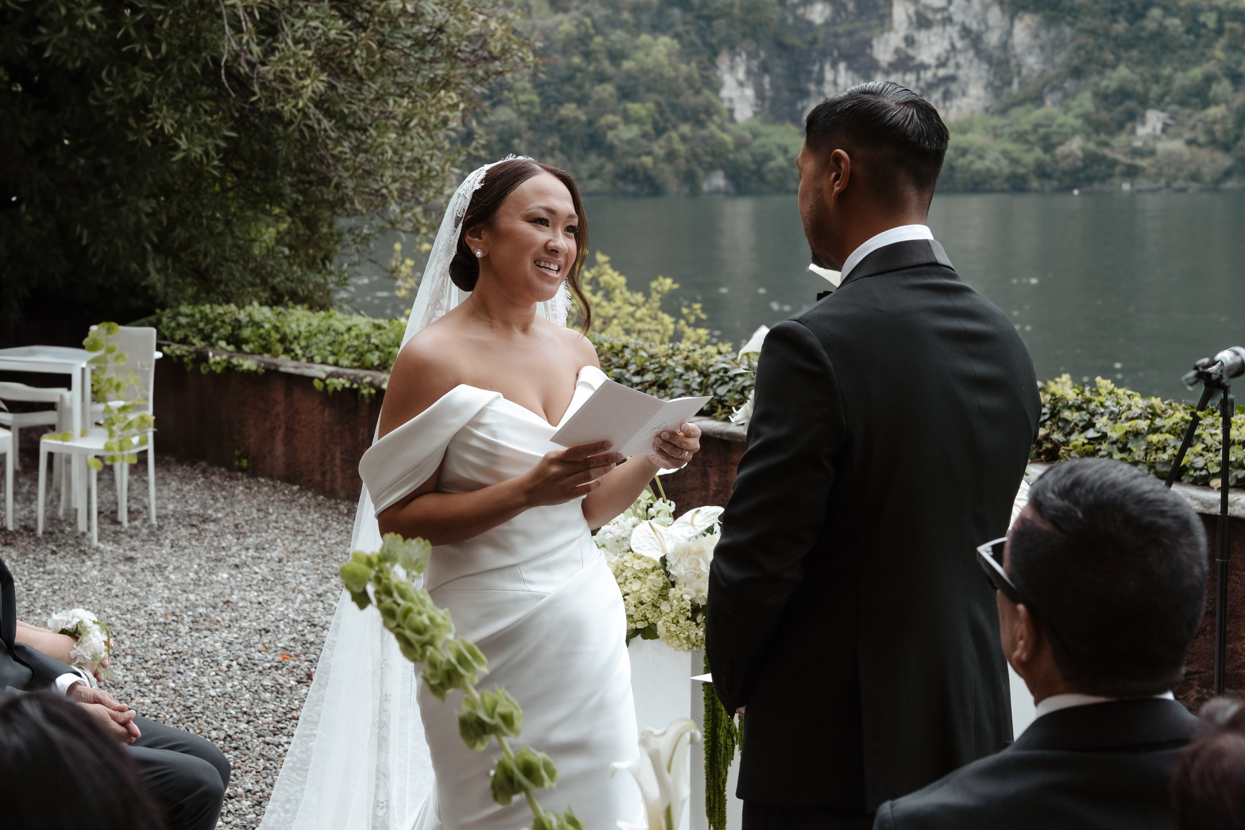 BEATRICE AND RAFAELE_LAKE COMO_Villa Regina Teodolinda. PHOTOGRAPHER IN ITALY
