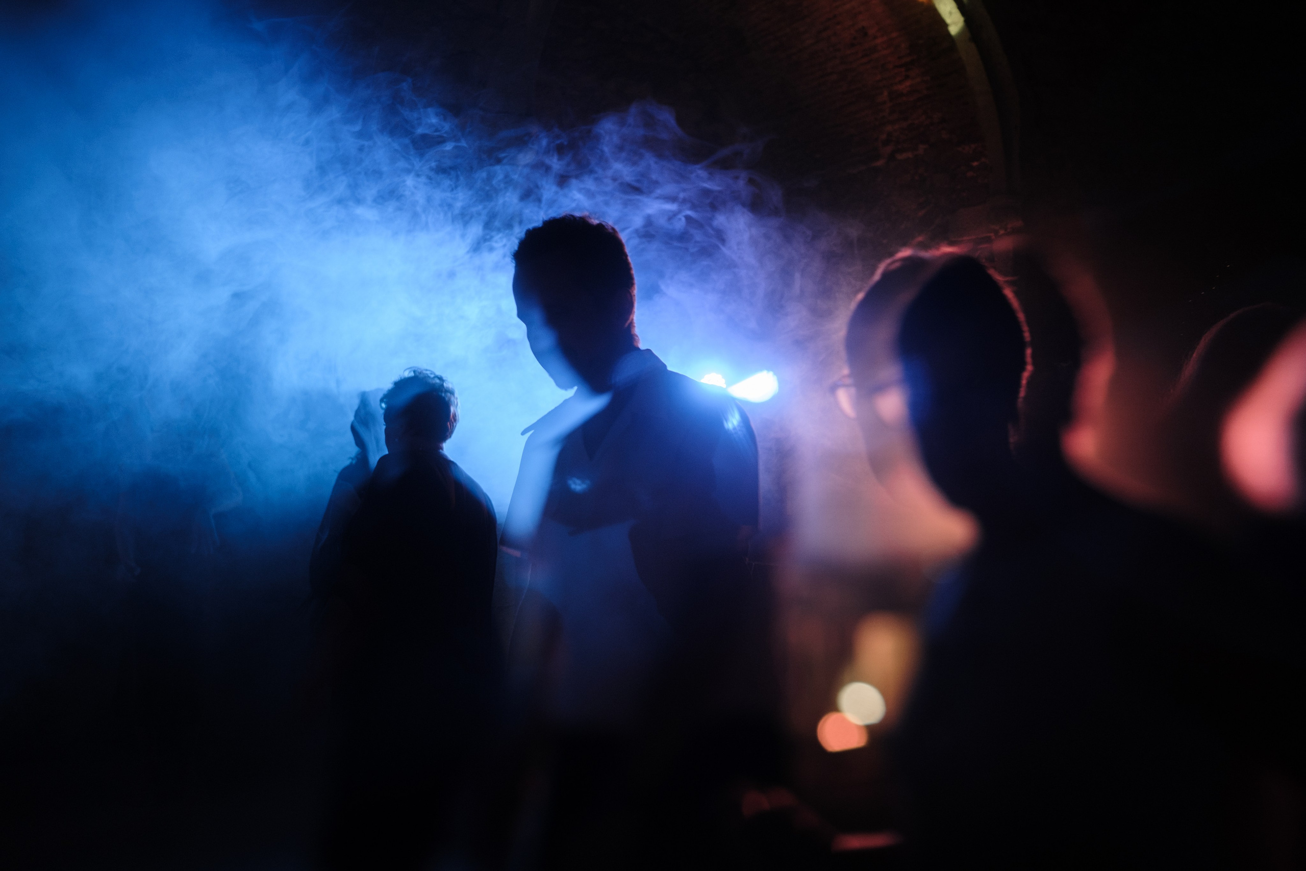 Svetlana & Alman. Monestir Sant Salvi. Paola fotógrafo / videografo de bodas en Barcelona
