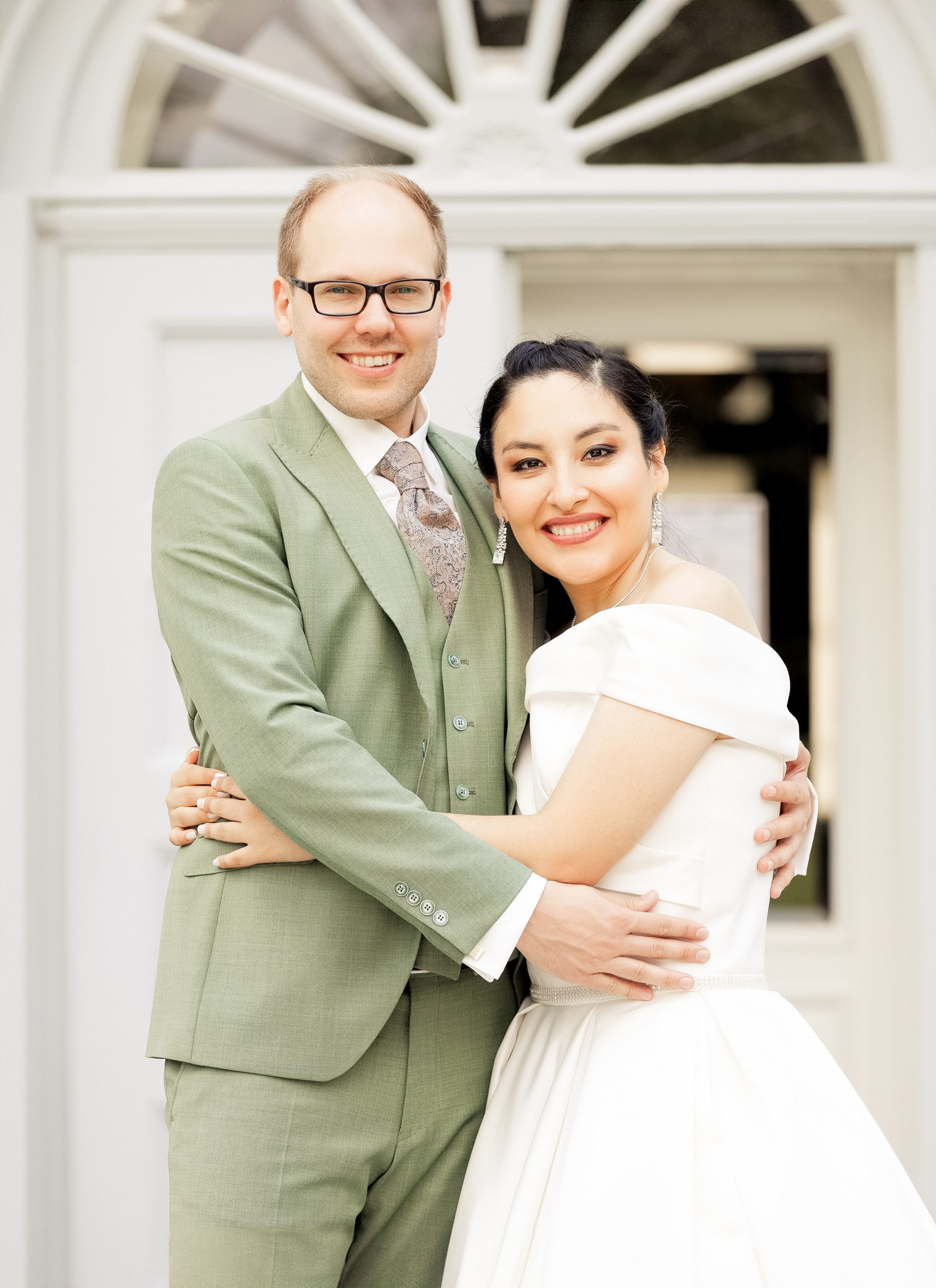 Hochzeitsfotografie im Schloss Ahrensburg | Zeitlose Eleganz in Schleswig-Holsteins Gärten. Hochzeitsfotograf und Hochzeitsvideograf aus Hamburg | Roka21Film