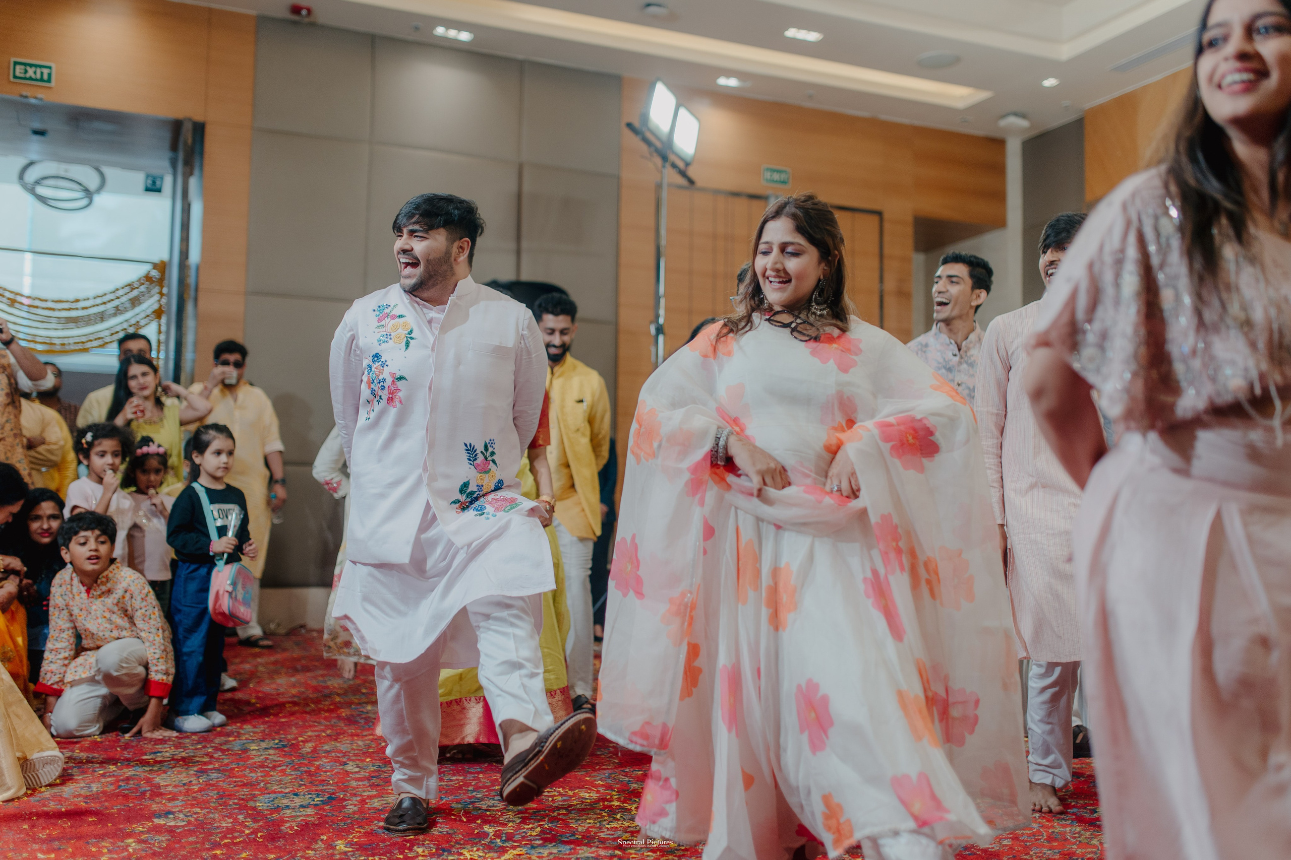 #ADIकीAESHहै