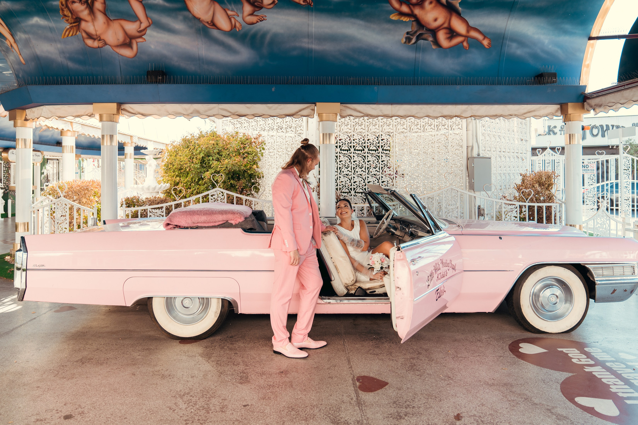 Joey&Afton. Wedding & elopement photographer Viktoriya Kravtsov. Las Vegas