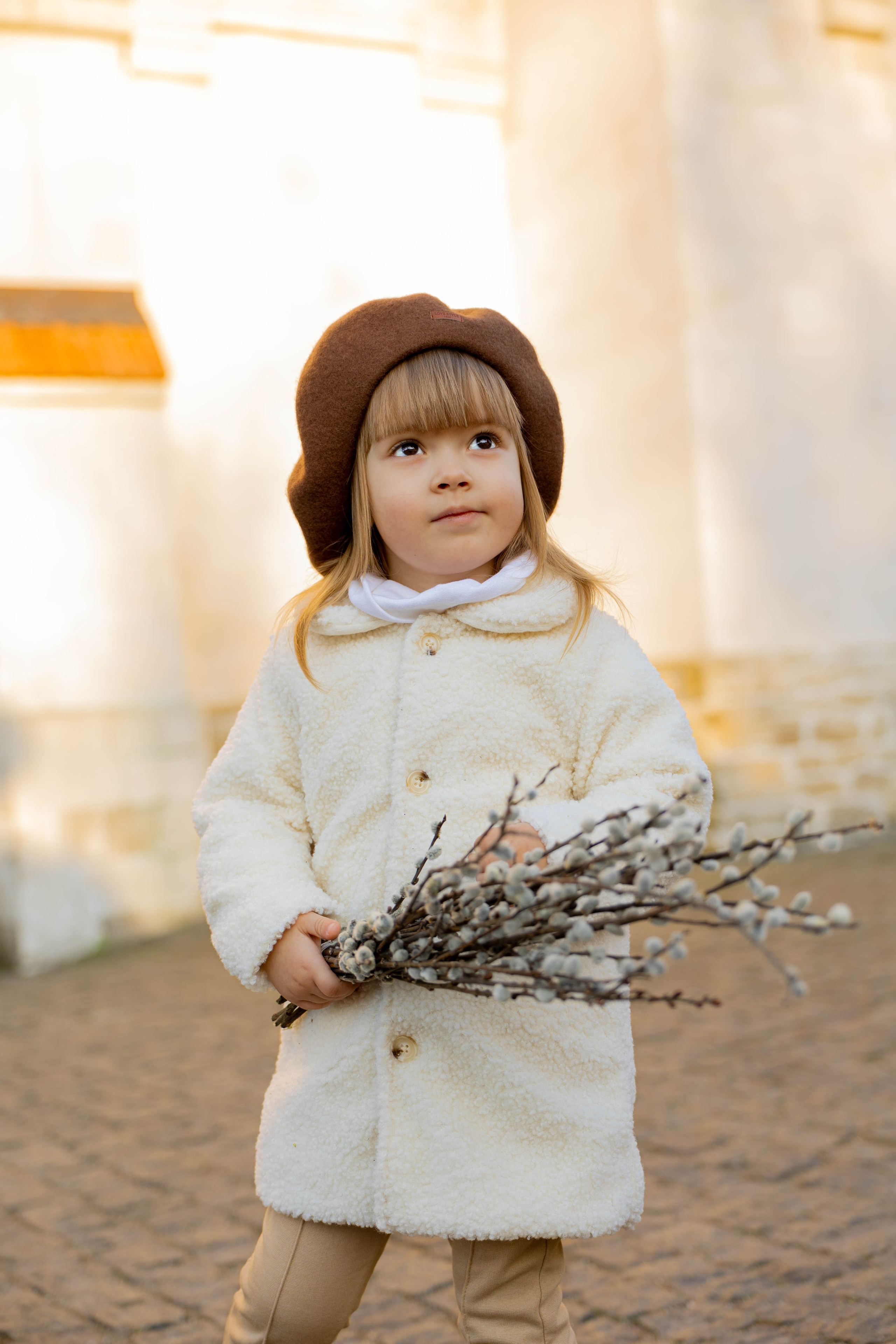 Фотосессия ребенка в вербное воскресенье. Семейный фотограф в Кишиневе, Молдова Врабий Ольга