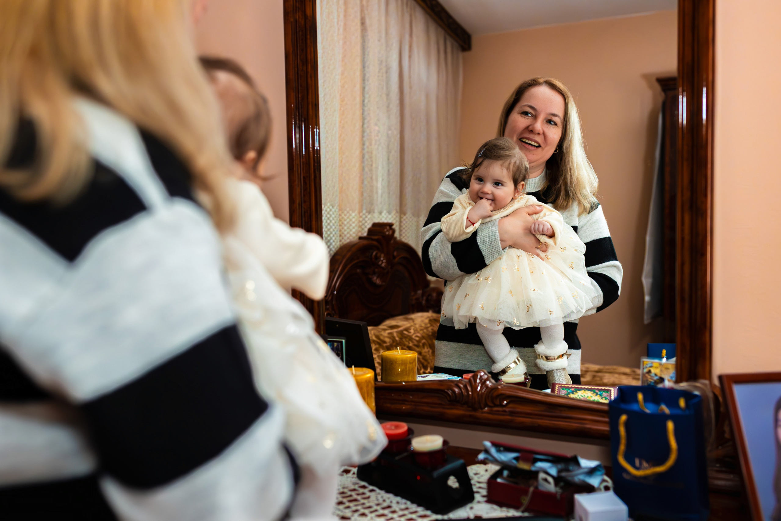 Thea. Ionut Brehuescu — Fotograf