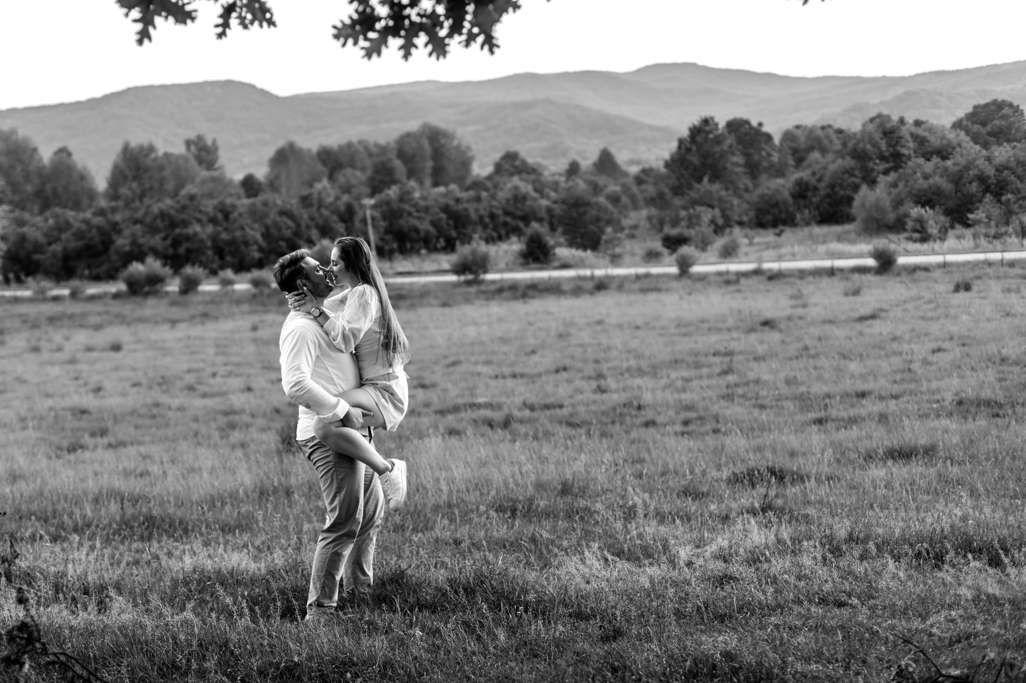 Elena & Bogdan - Save The Date - Pitești. Fotograf Profesionist Pitesti-Bucuresti| Mircea Seinea