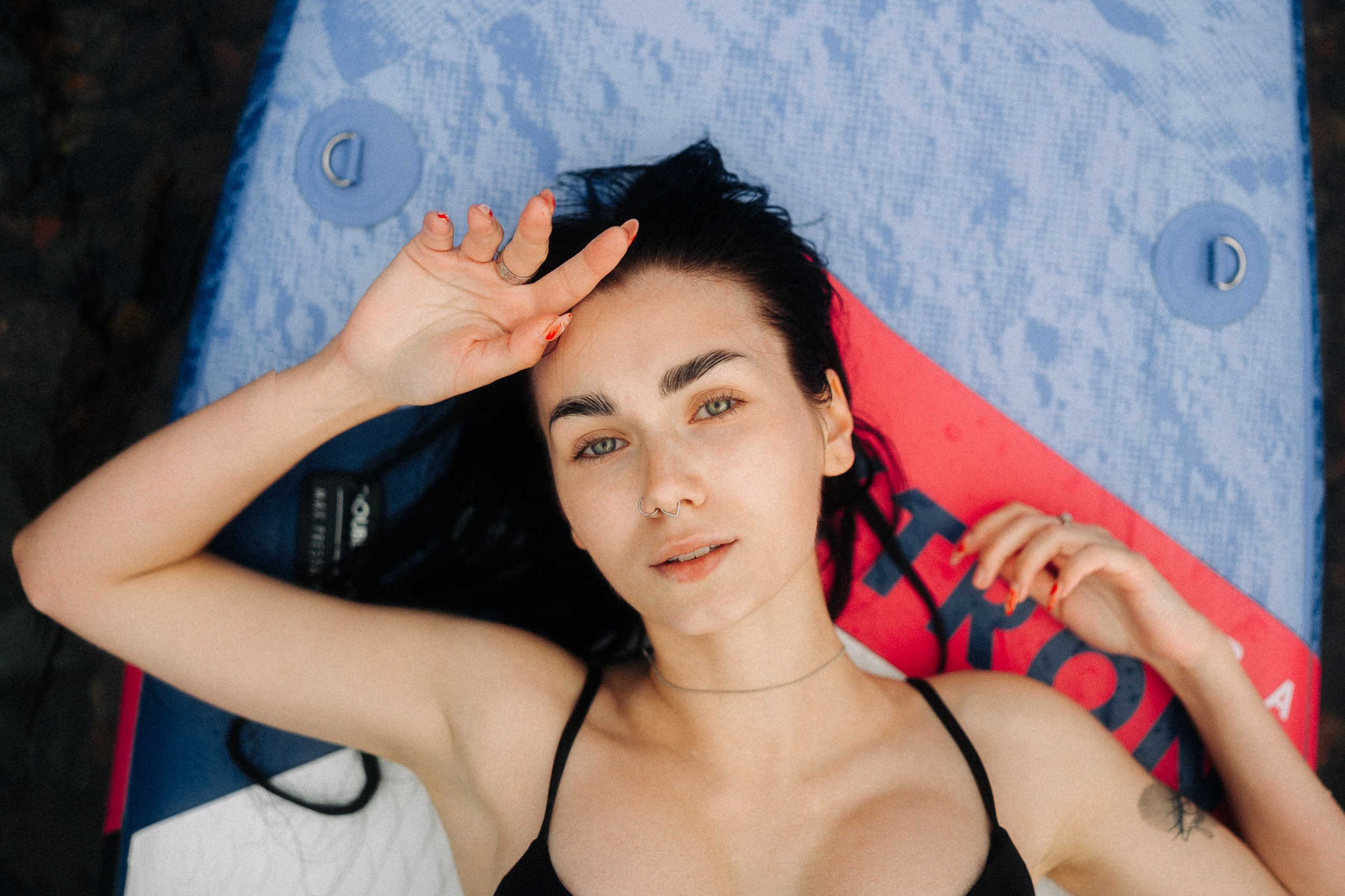 SUP board and Swimsuits. Couple and Family Photographer in Tallinn, Sasha Kaloshin