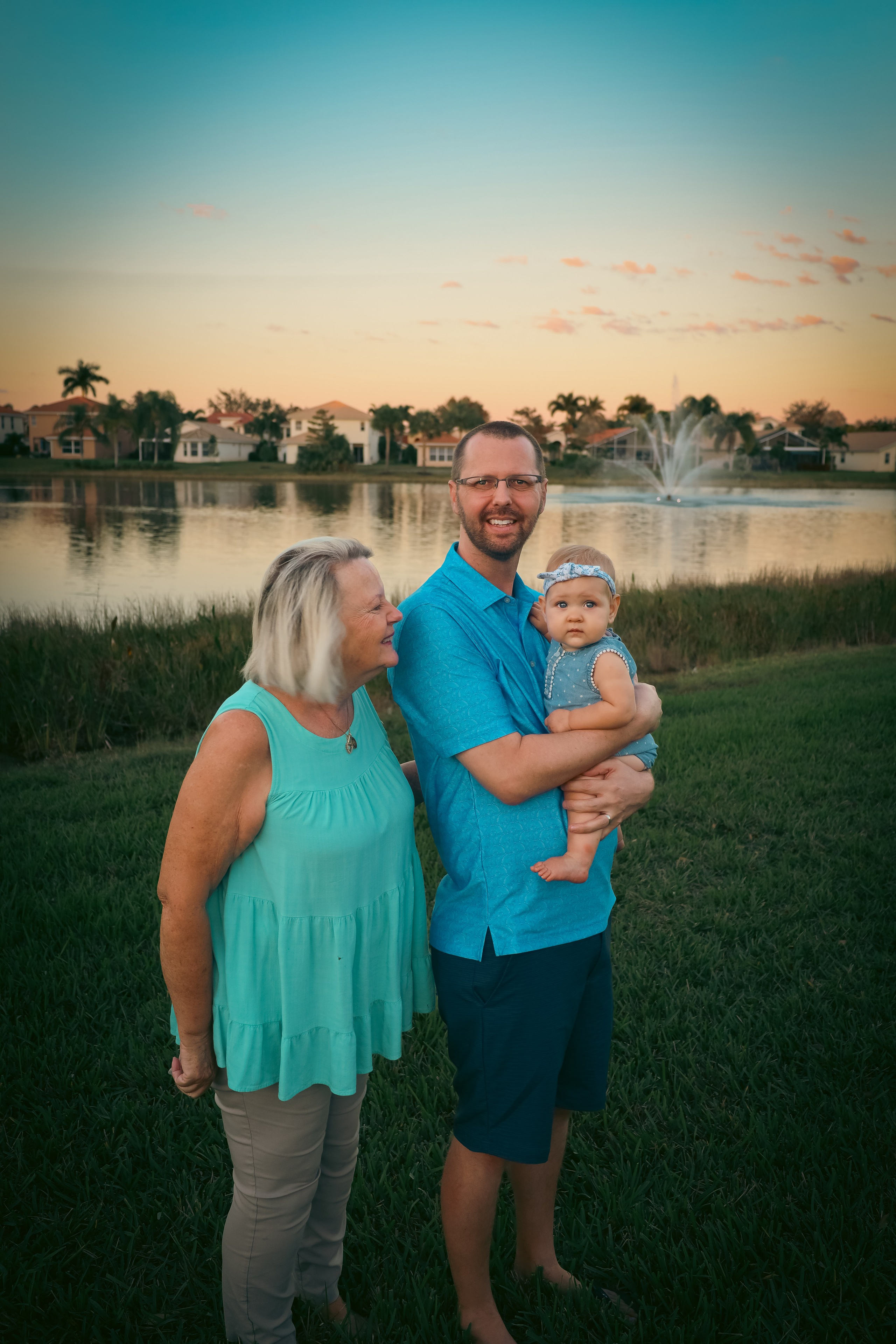 Family Photo Sample D. Out and About 239