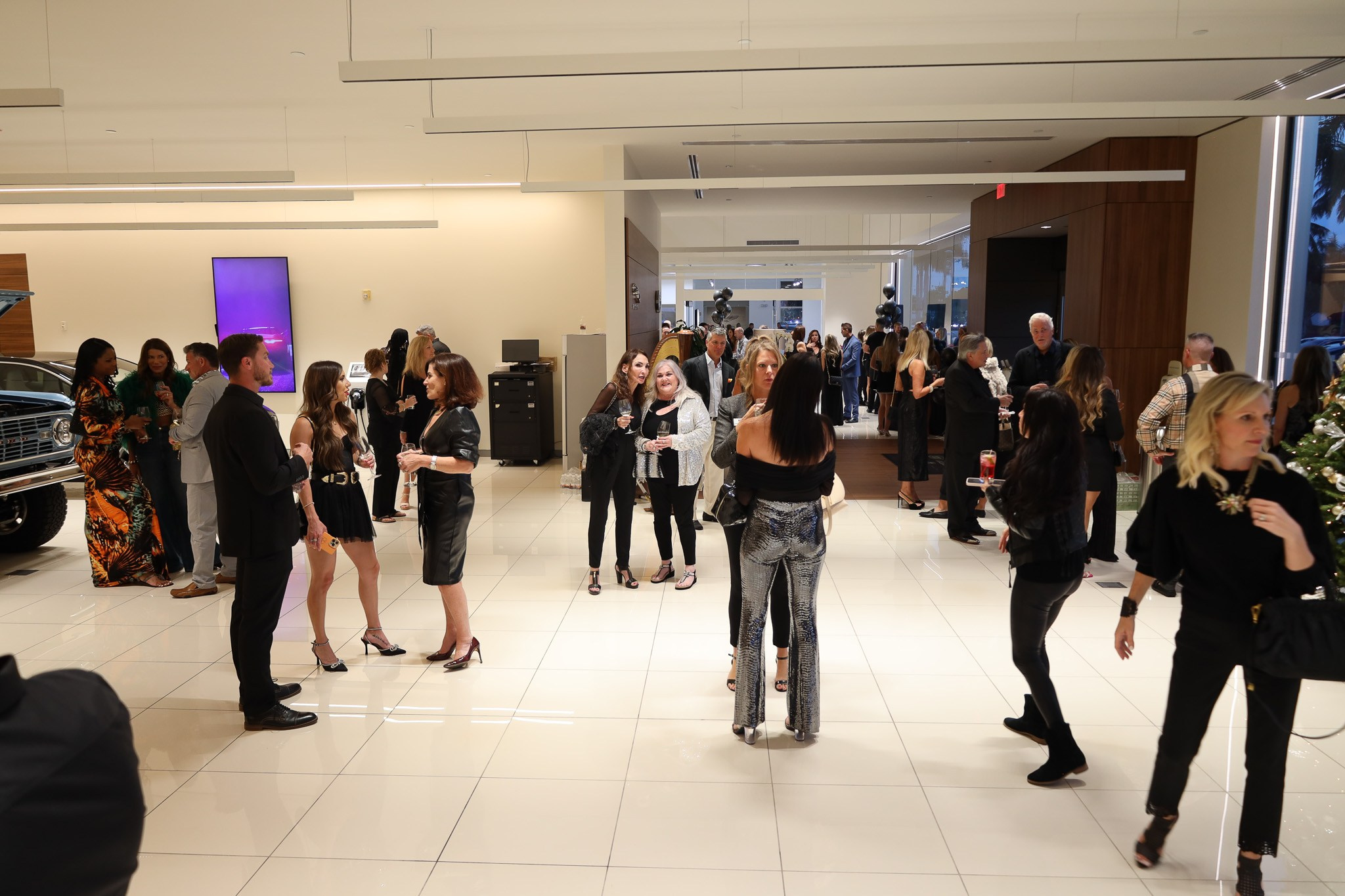 NLM at Bentley Naples. Out and About 239