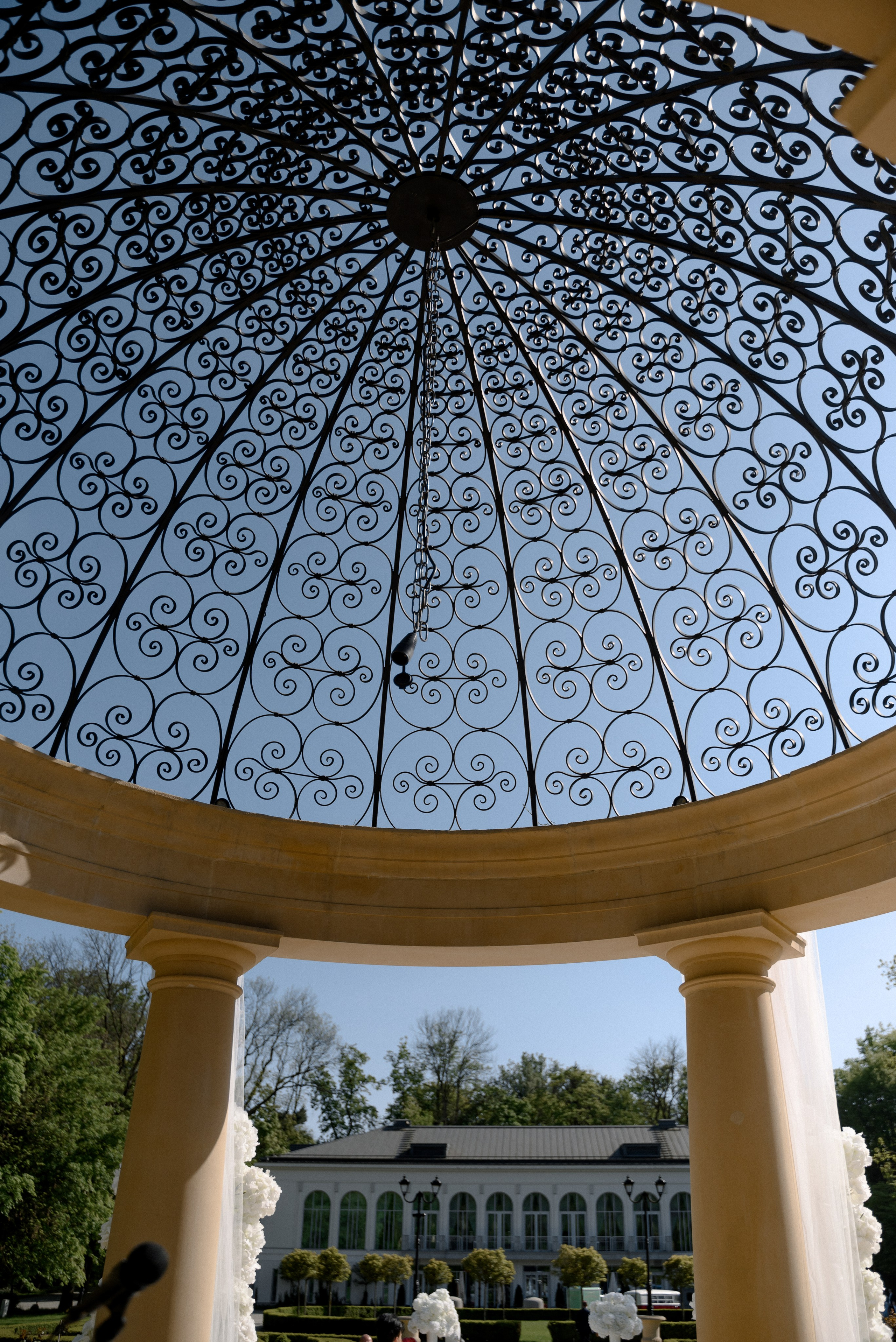 Paula i Marcin wesele w Pałacu Mała wieś 30.04.2024. Wedding photographer Warsaw and Europe