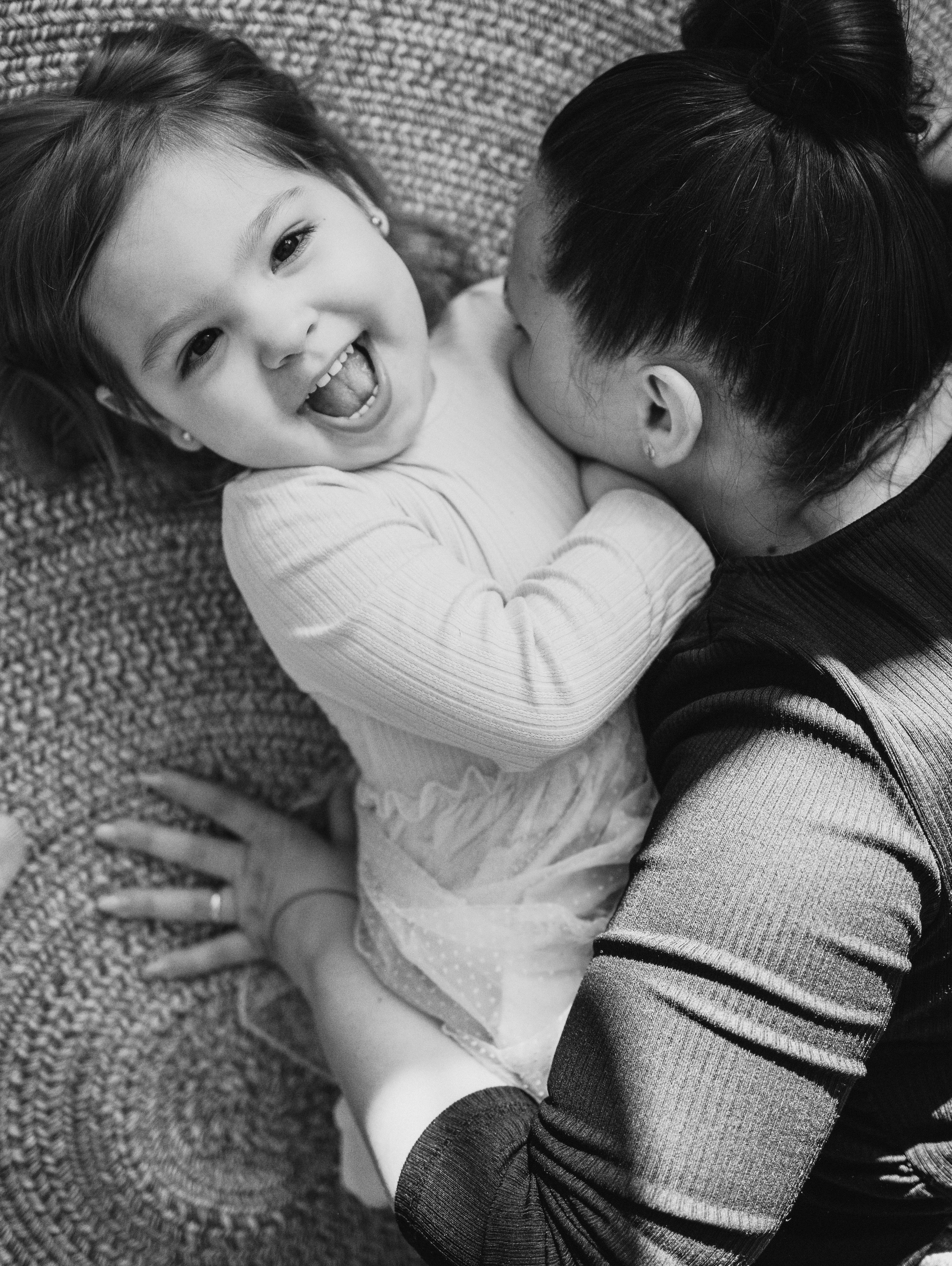 Mini ședință foto " Mommy and Me”. Fotograf de familie în Oradea Katsiaryna Ciortan