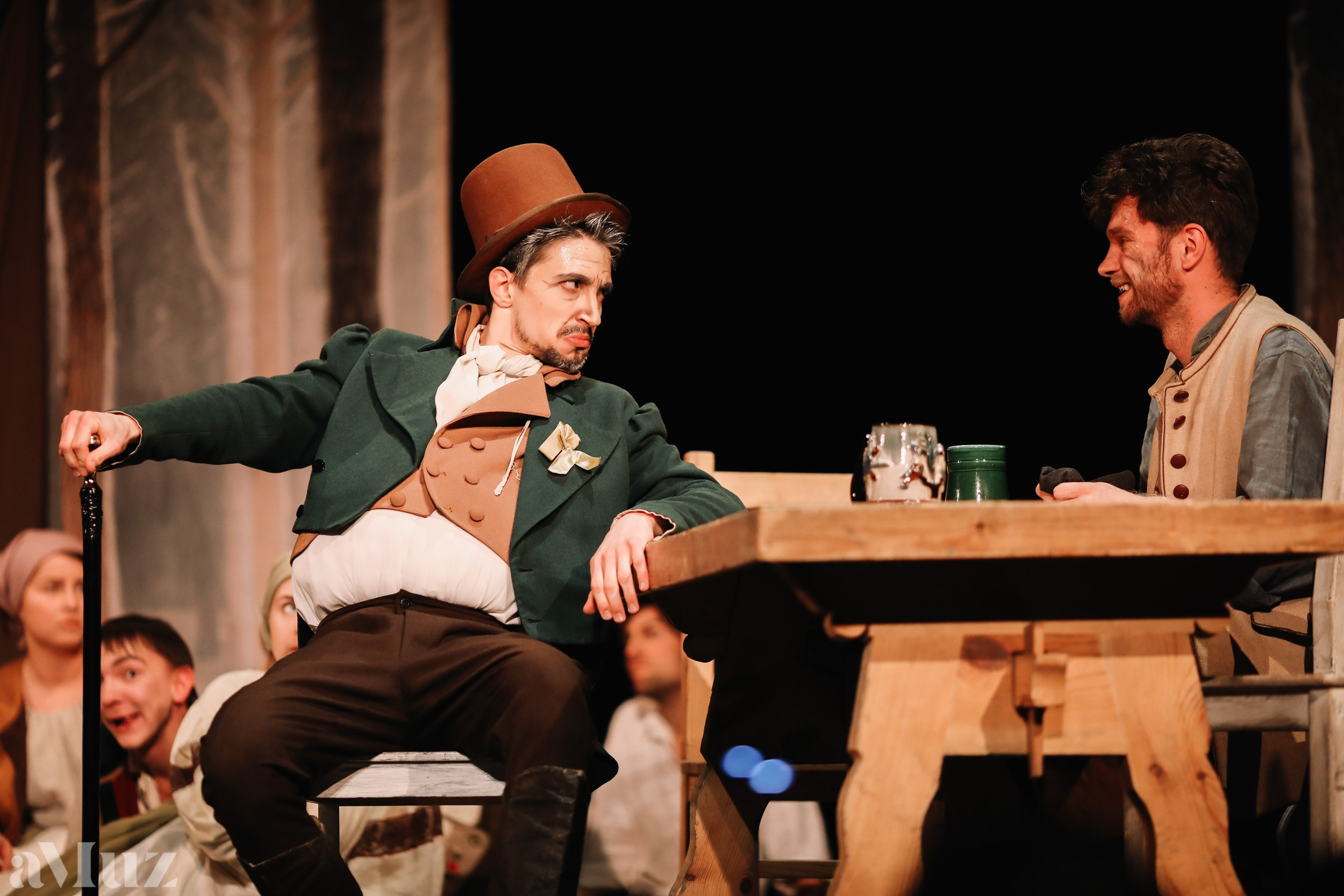 Opera Łąkowa. Fotograf Ślubny Warszawa - Sesje Biznesowe Rodzinne Eventy