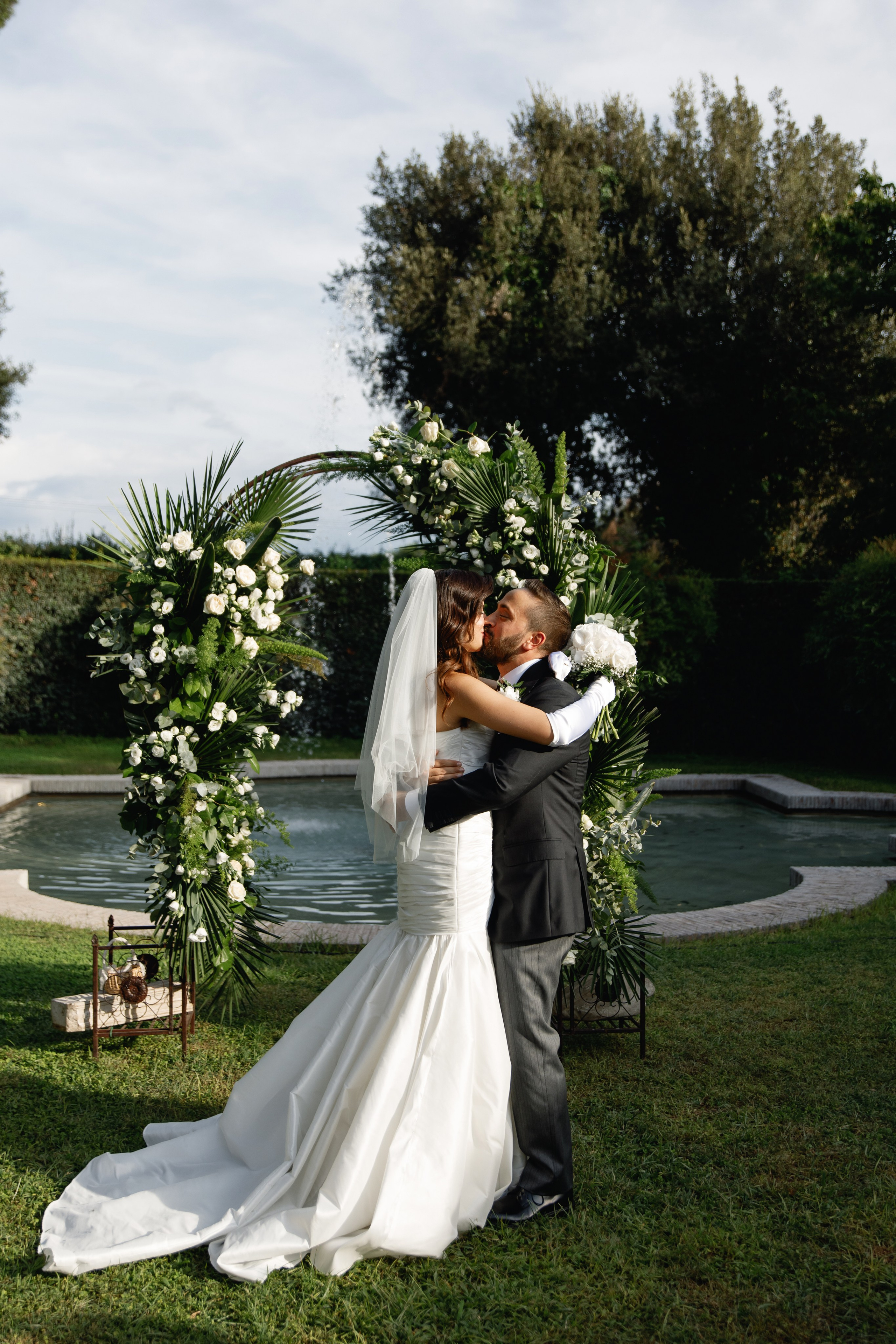 Wedding photographer Italy Rome, Tuscany, Lake Como, Sicily, Puglia. Wedding Photographer Rome Tuscany Como Sicily Puglia Amalfy Italy- Oksana Savenchuk