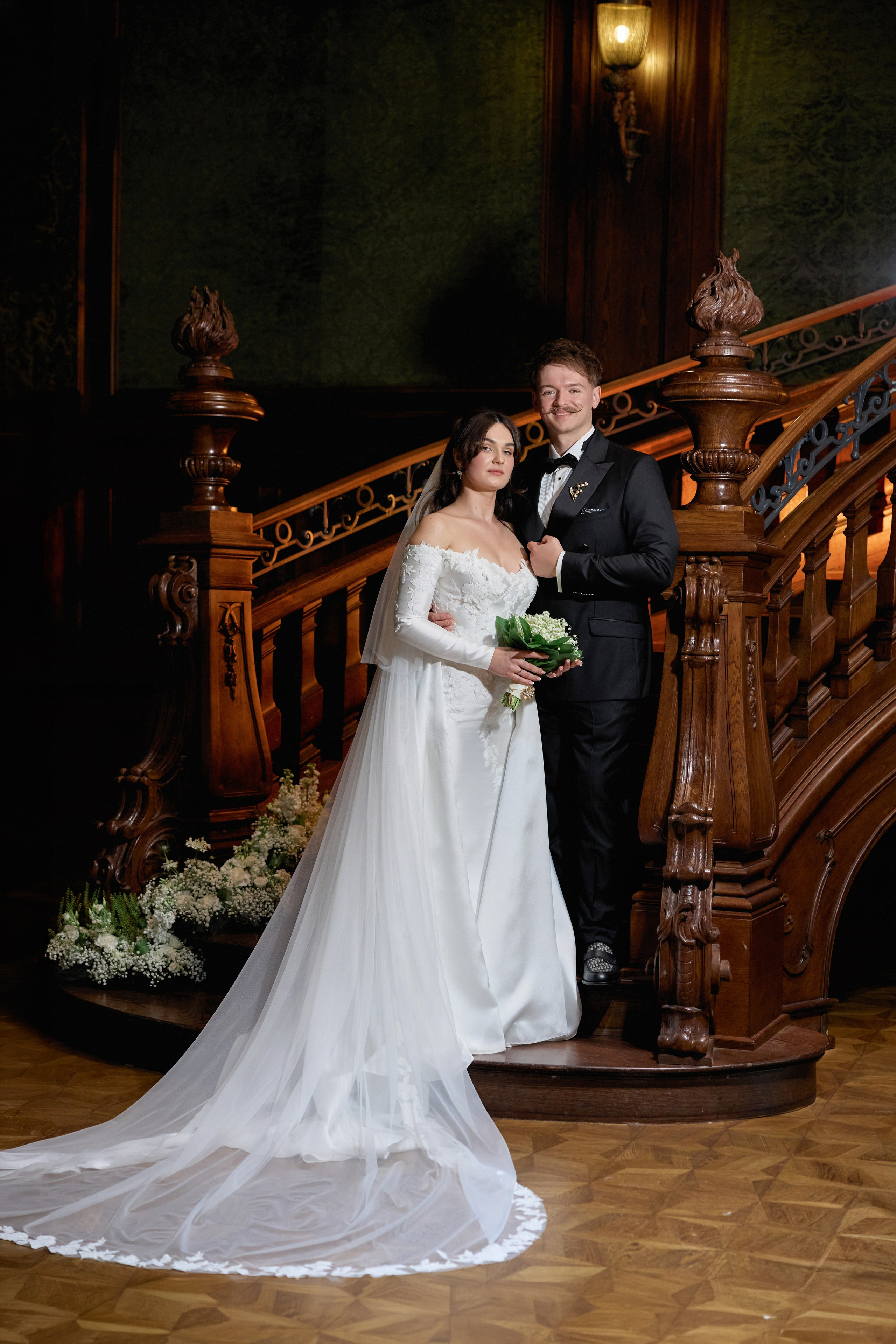 Wiktoria & Kacper. Pałac Goetz. Fotograf ślubny i rodzinny w Krakowie Yana Klymova