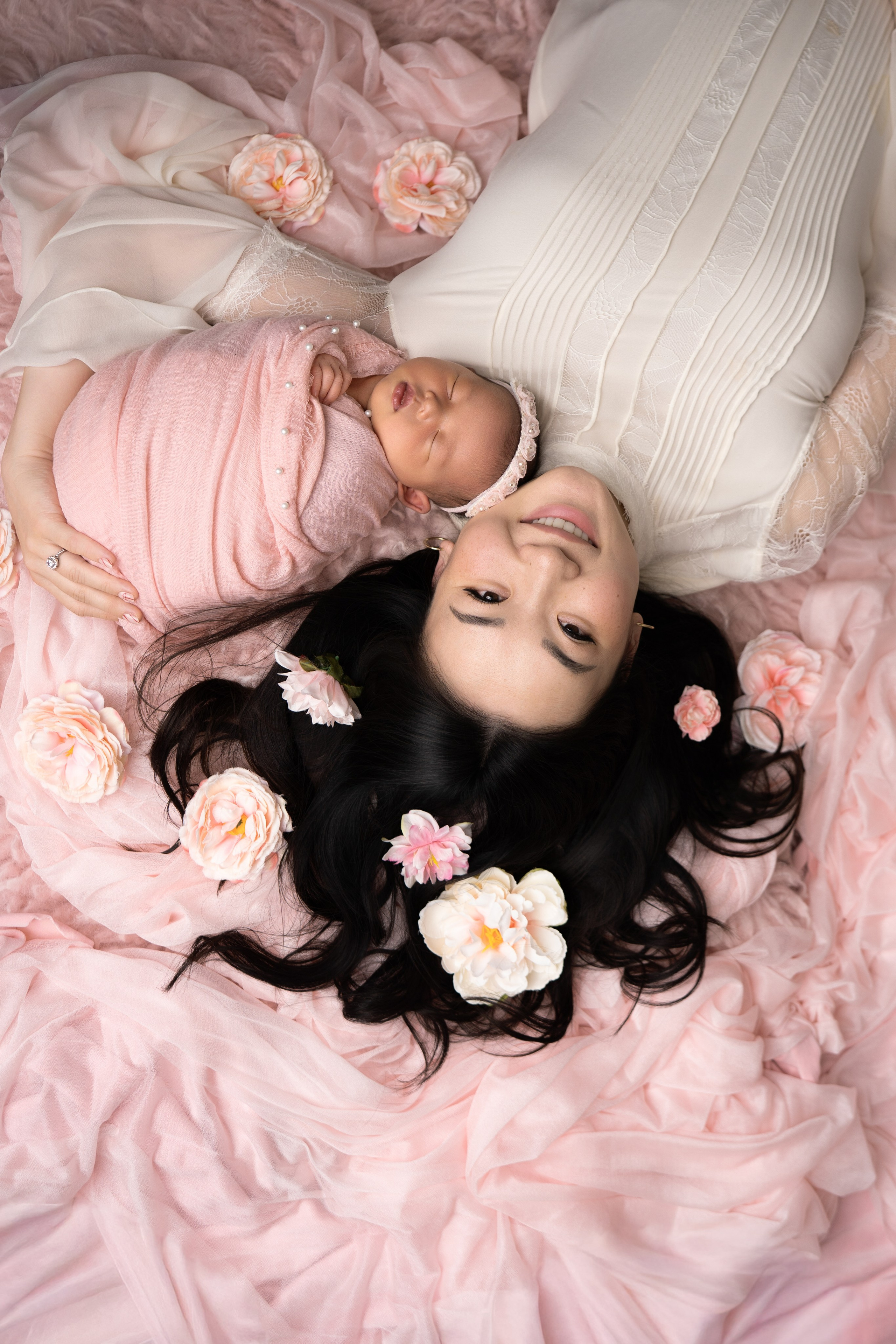 Newborn+Family. Maternity, family and newborn photography in San Francisco Bay Area