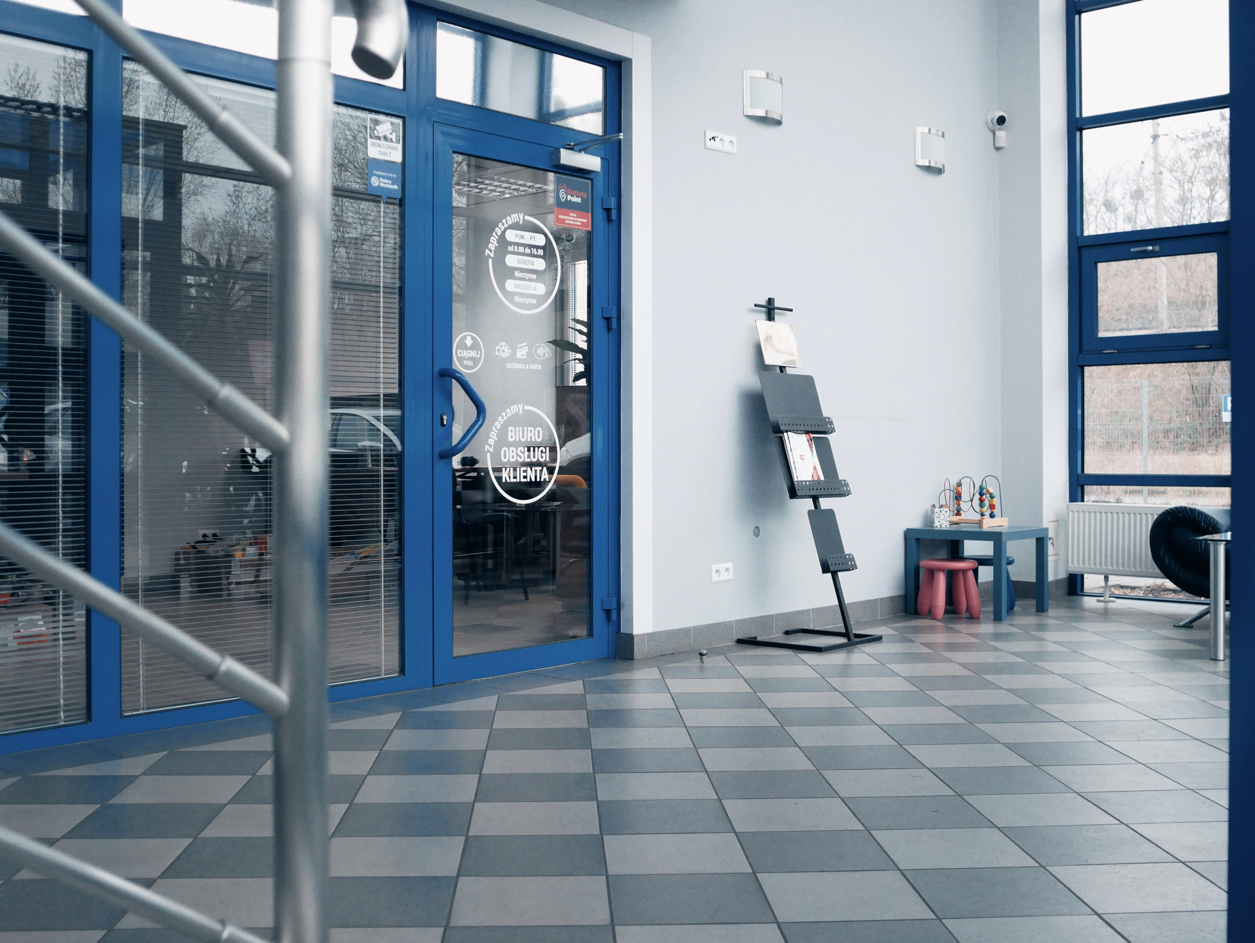 Warsztat samochodowy Alma Auto centrum. Dimitri Ilkov Photography — Capturing Life’s Moments in Edmonton, Cana