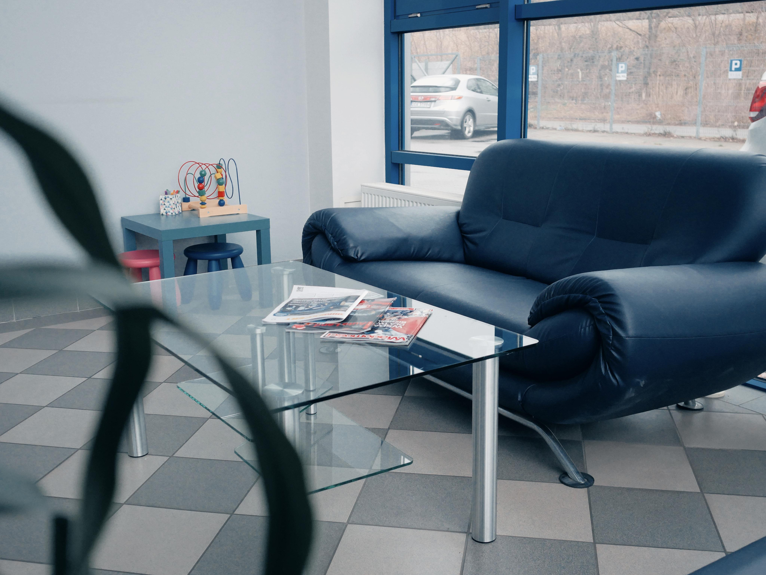 Warsztat samochodowy Alma Auto centrum. Dimitri Ilkov Photography — Capturing Life’s Moments in Edmonton, Cana