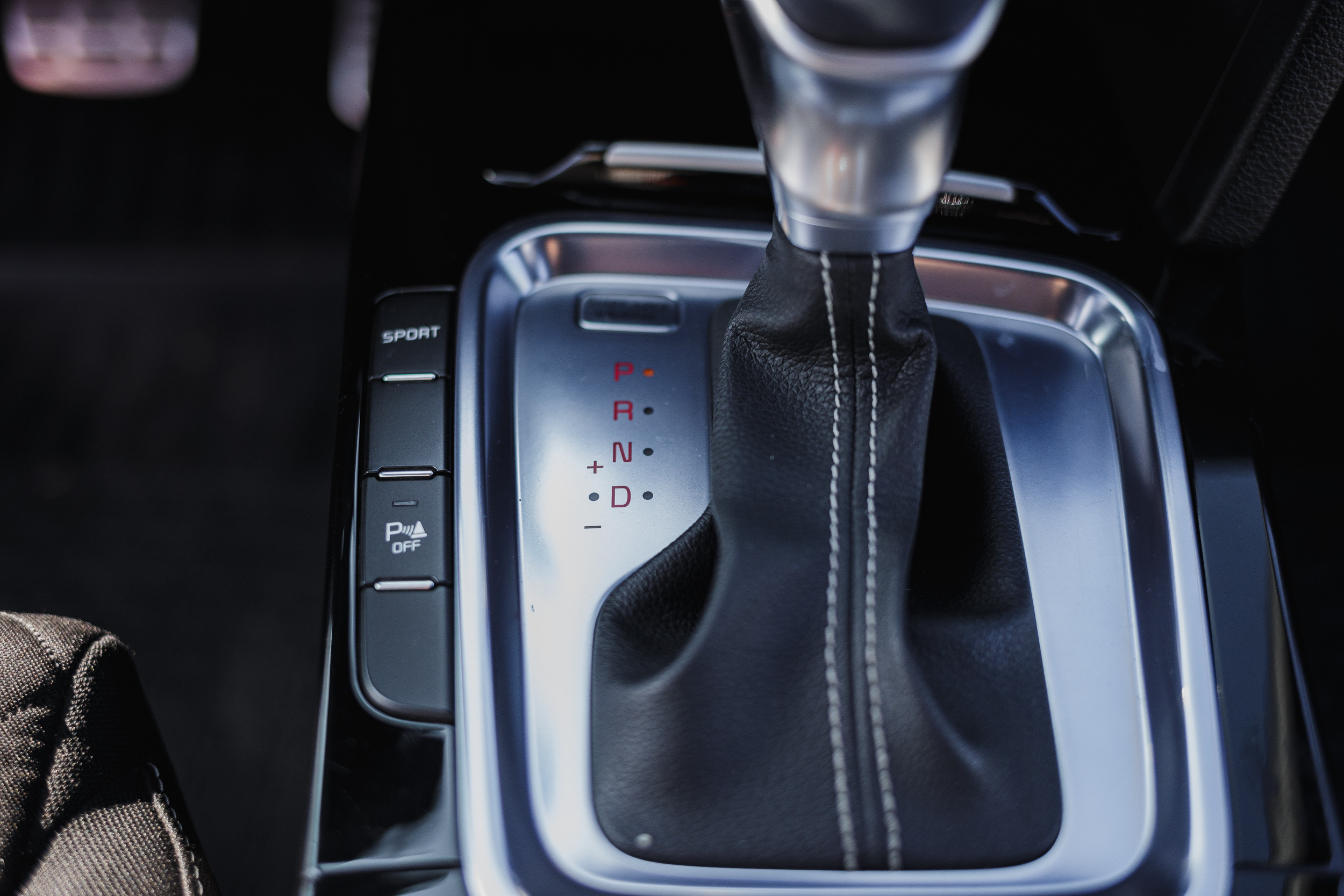 Car Kia proceed red  Cars for sale photo session Dmitry Ilkov