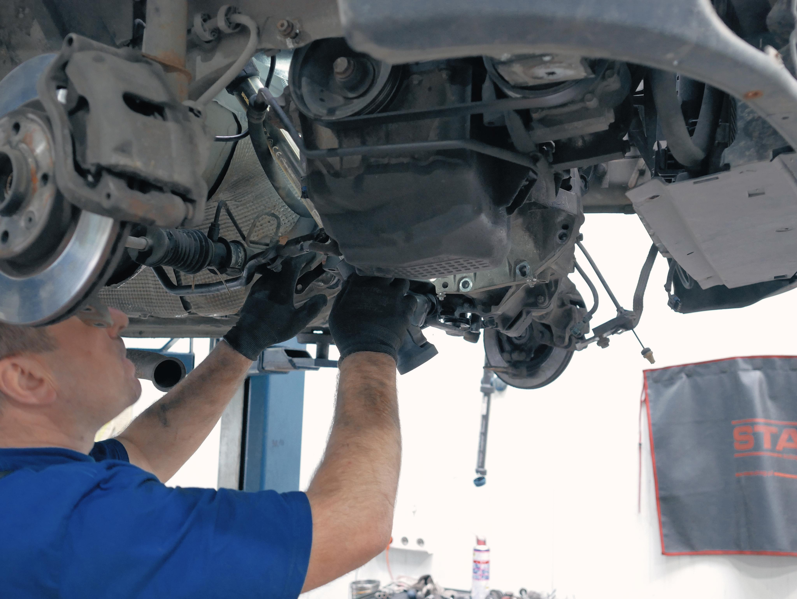 Warsztat samochodowy Alma Auto centrum. Dimitri Ilkov Photography — Capturing Life’s Moments in Edmonton, Cana