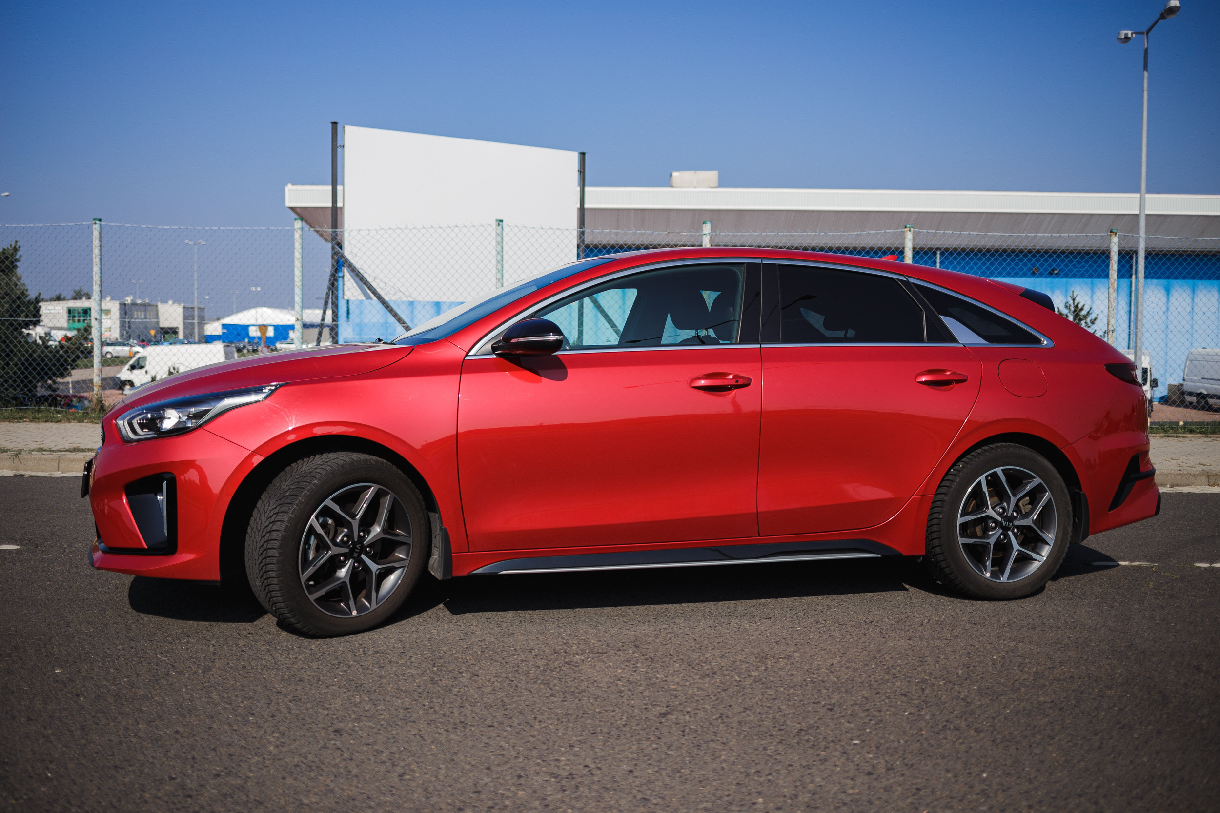 Car Kia proceed red  Cars for sale photo session Dmitry Ilkov