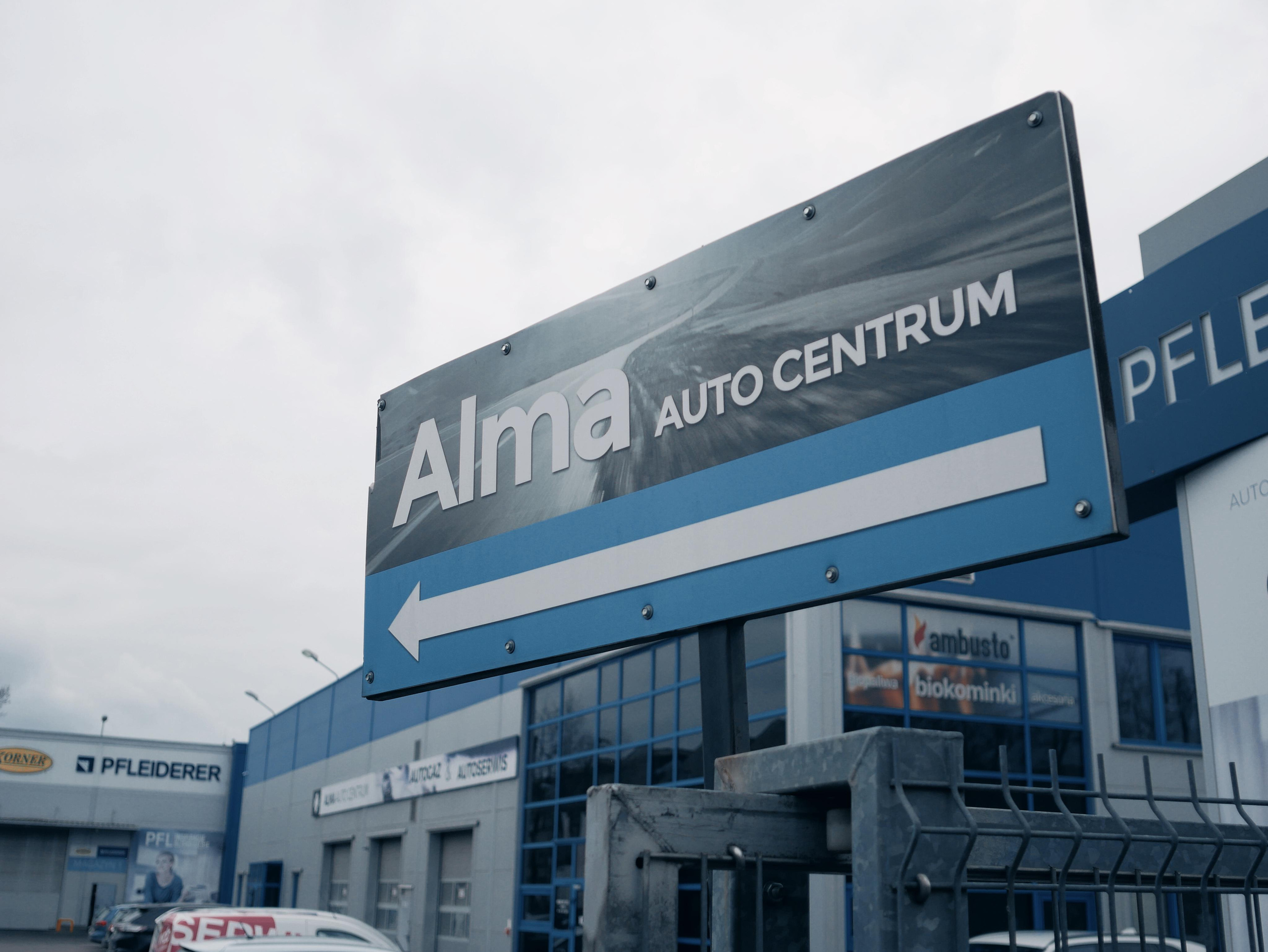Warsztat samochodowy Alma Auto centrum. Dimitri Ilkov Photography — Capturing Life’s Moments in Edmonton, Cana