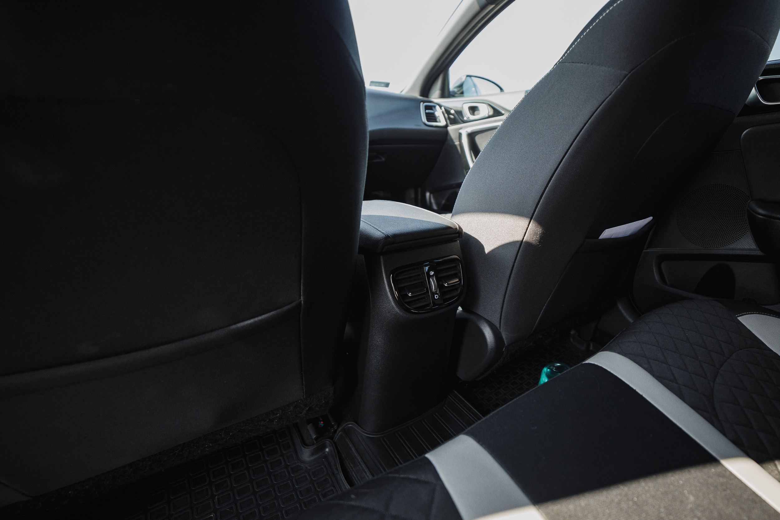 Car Kia proceed red  Cars for sale photo session Dmitry Ilkov