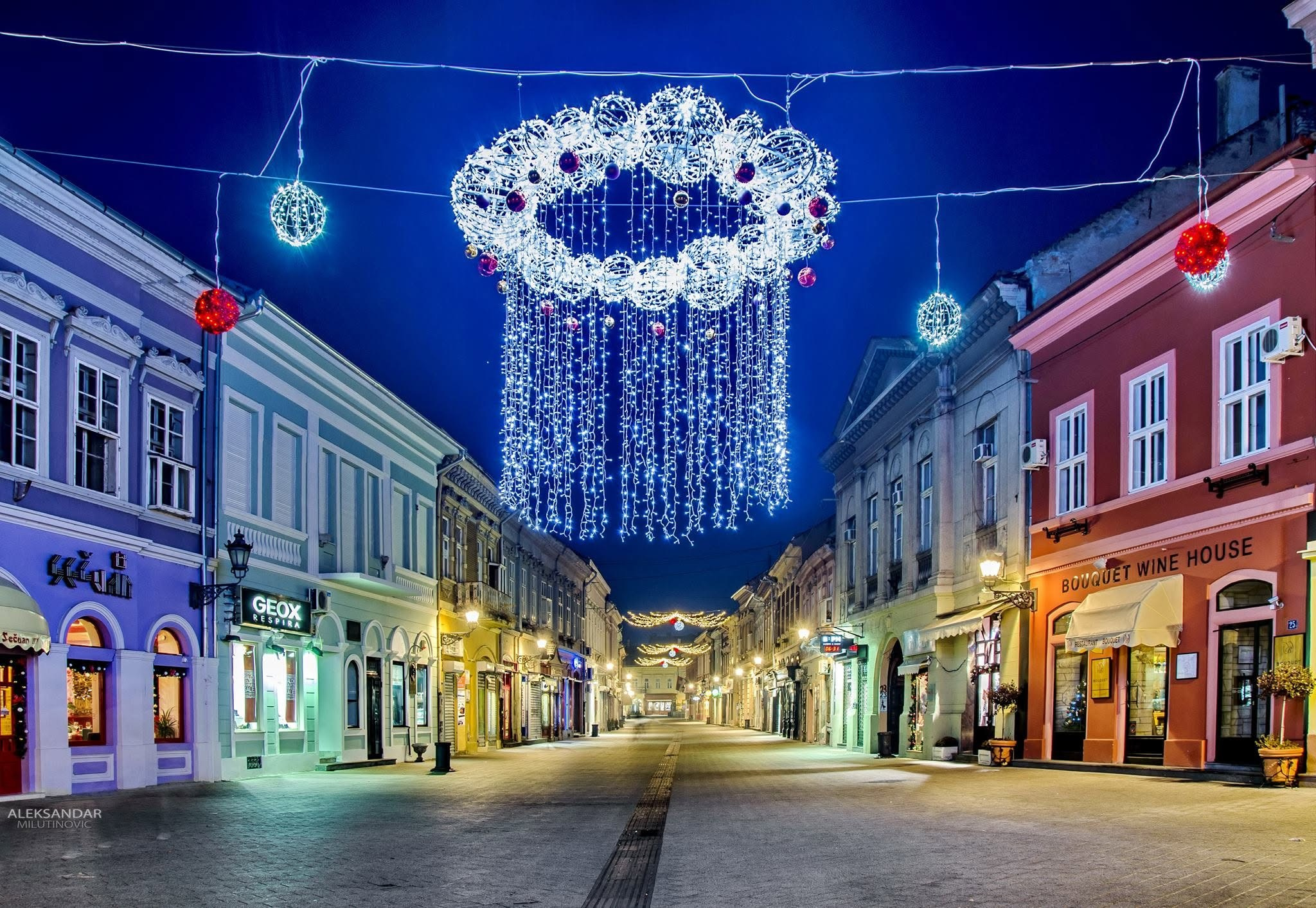 Novi Sad, tri prazna mesta pa svi ostali gradovi.❤️. Aleksandar Milutinović fotograf iz Srbije, Novog Sada