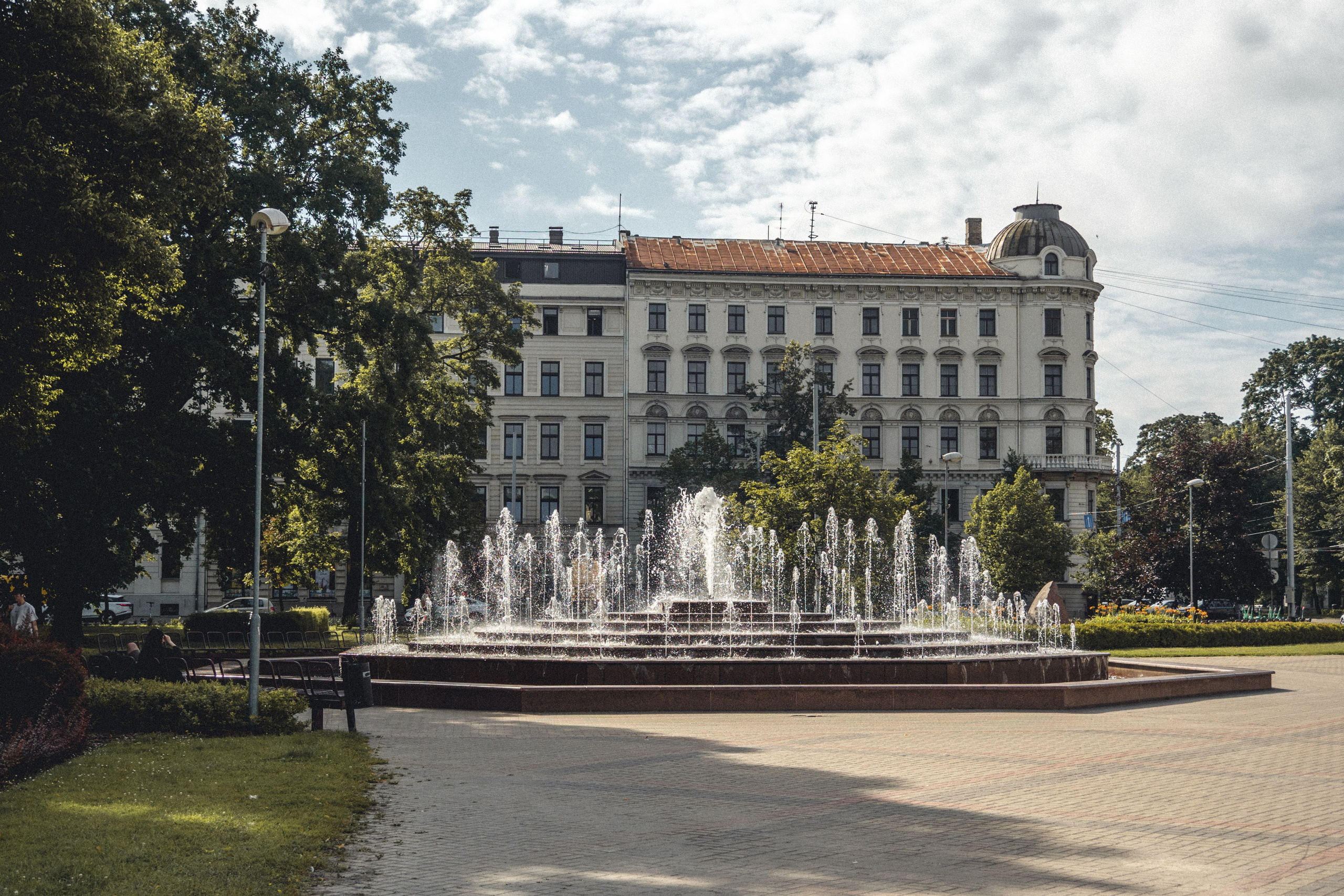 Voyage à Riga. Photographe sur Cote d’Azur. Portraits de familles, couples, enfants, événements
